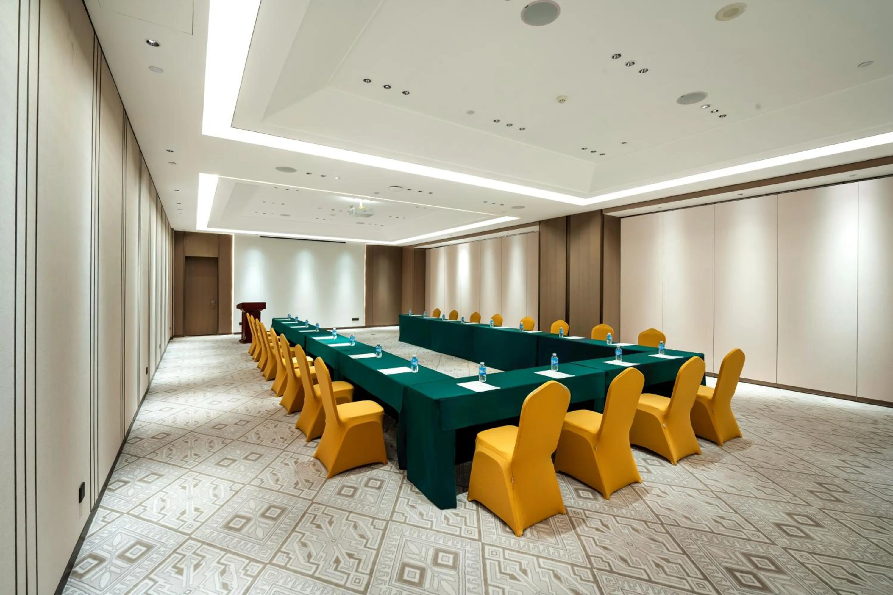 Meeting/conference room in Latsavong Wanda Vista Vientiane