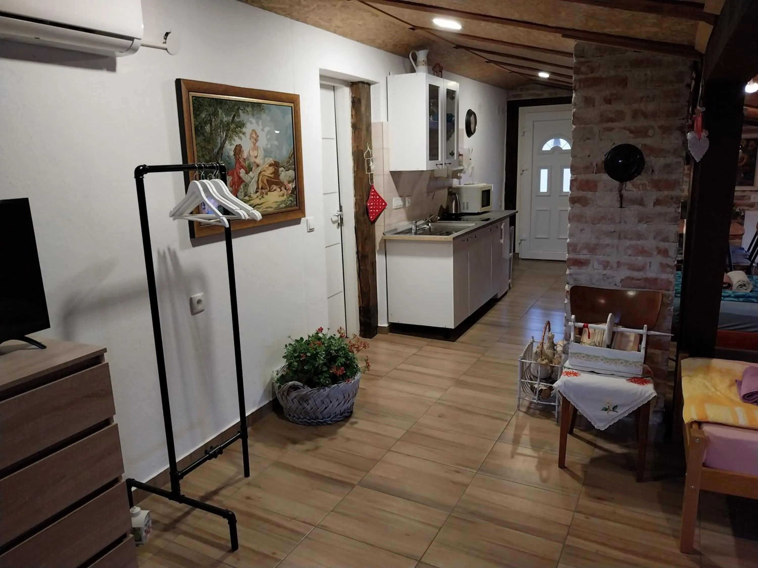 TV and multimedia in Apartment Ada bed & breakfast