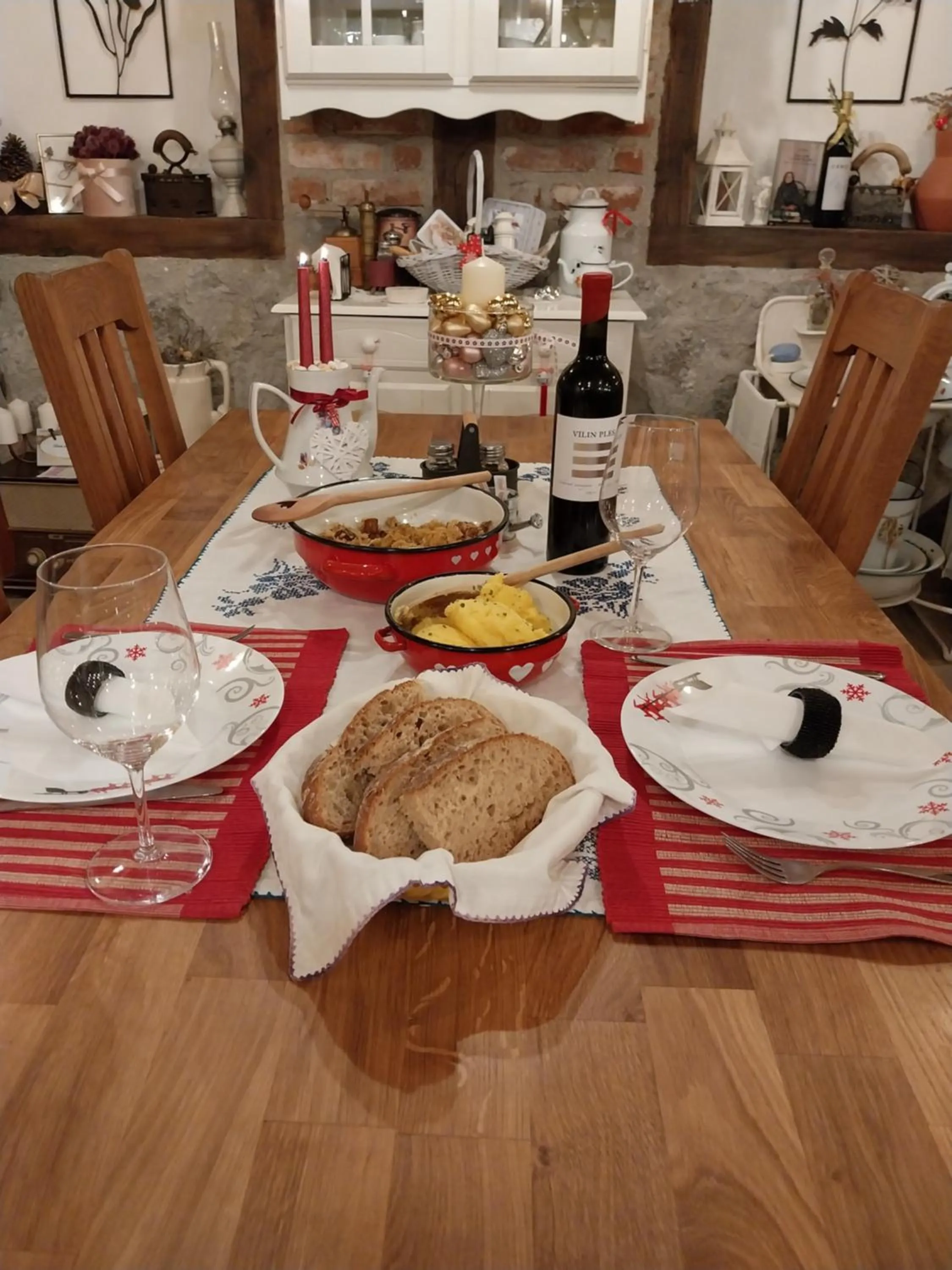 Dining area in Apartment Ada bed & breakfast