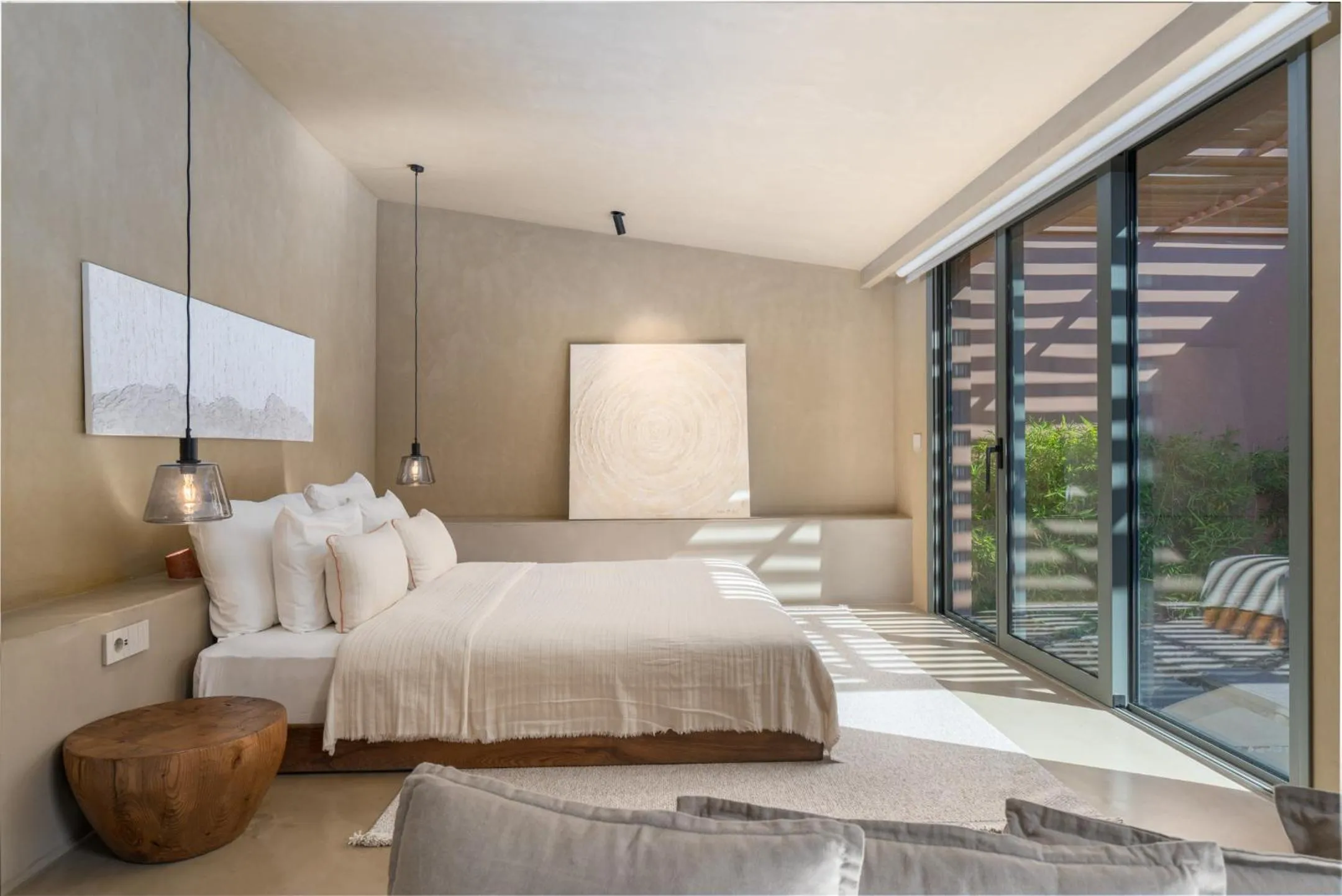 Bedroom, Bed in Roome