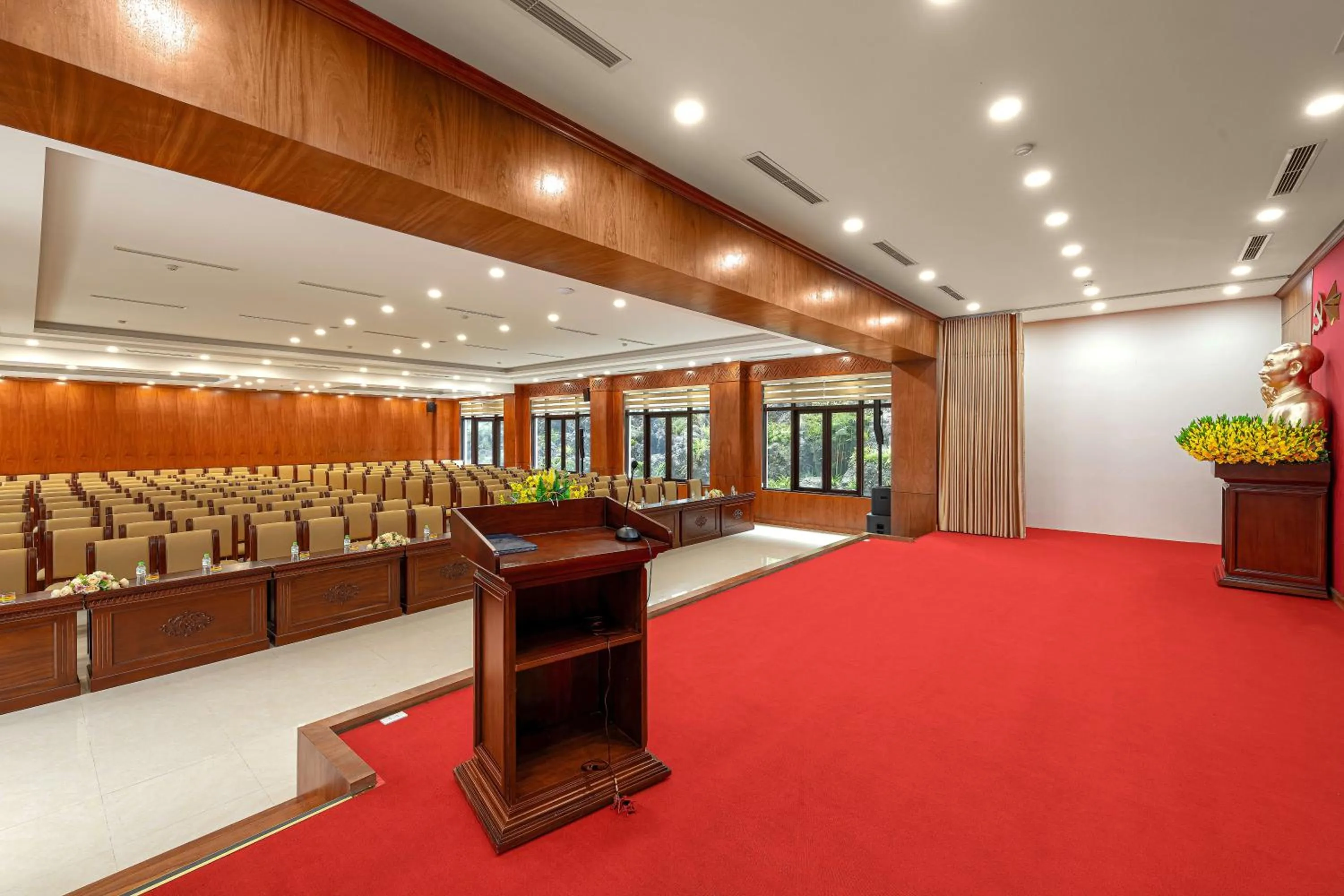 Meeting/conference room in Sapa Green Forest Hotel & Convention