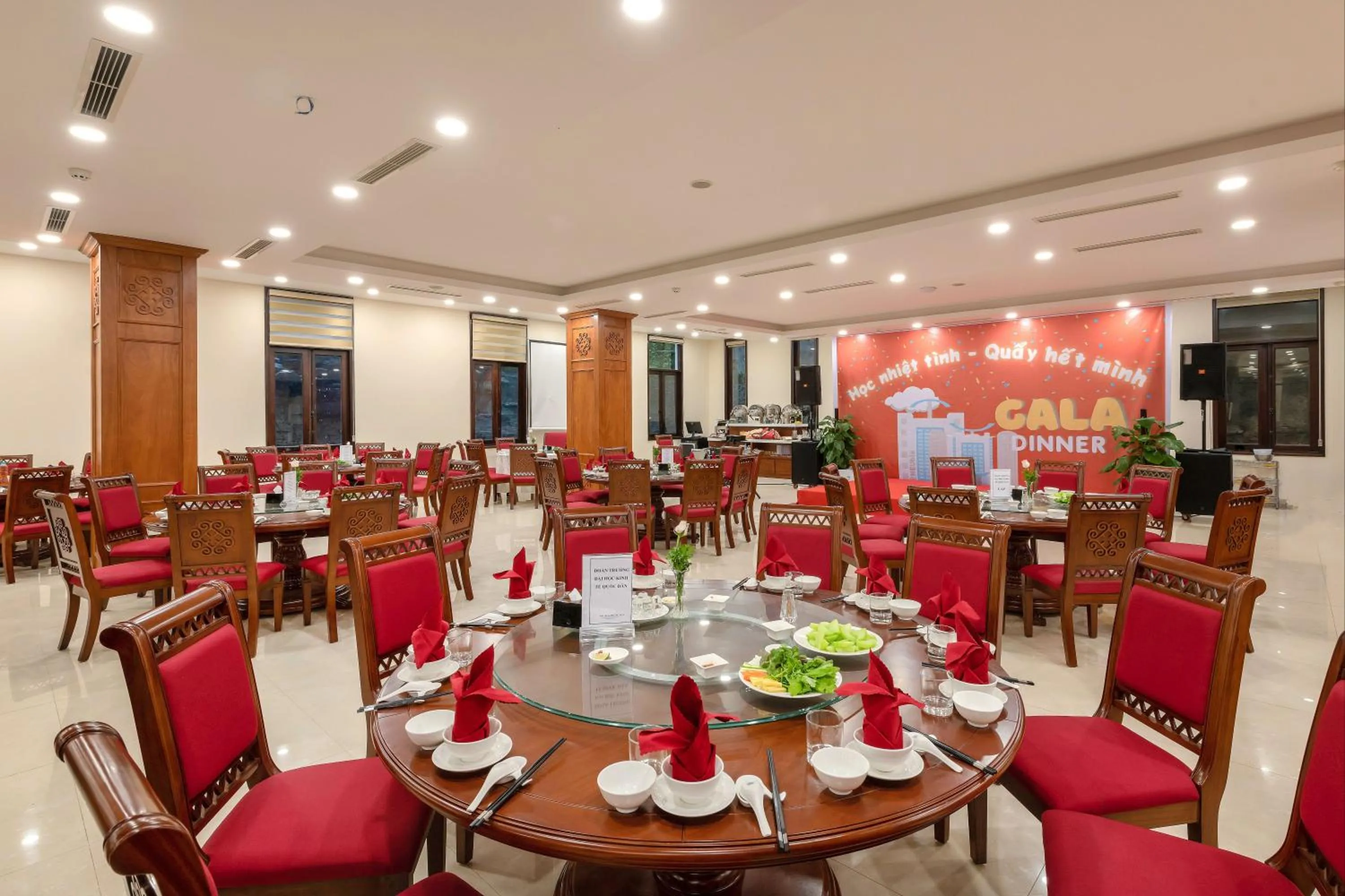 Restaurant/places to eat in Sapa Green Forest Hotel & Convention