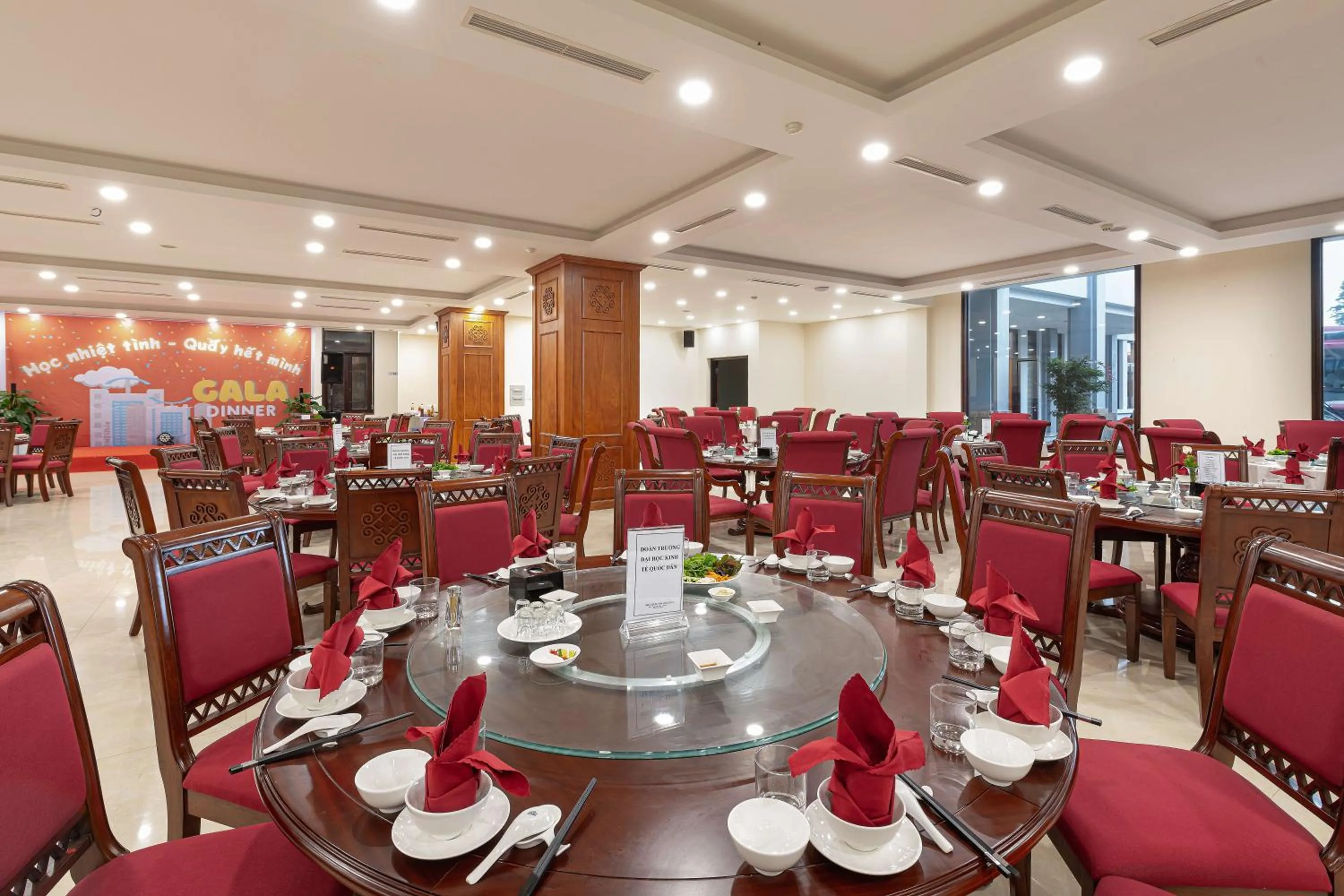 Restaurant/places to eat in Sapa Green Forest Hotel & Convention