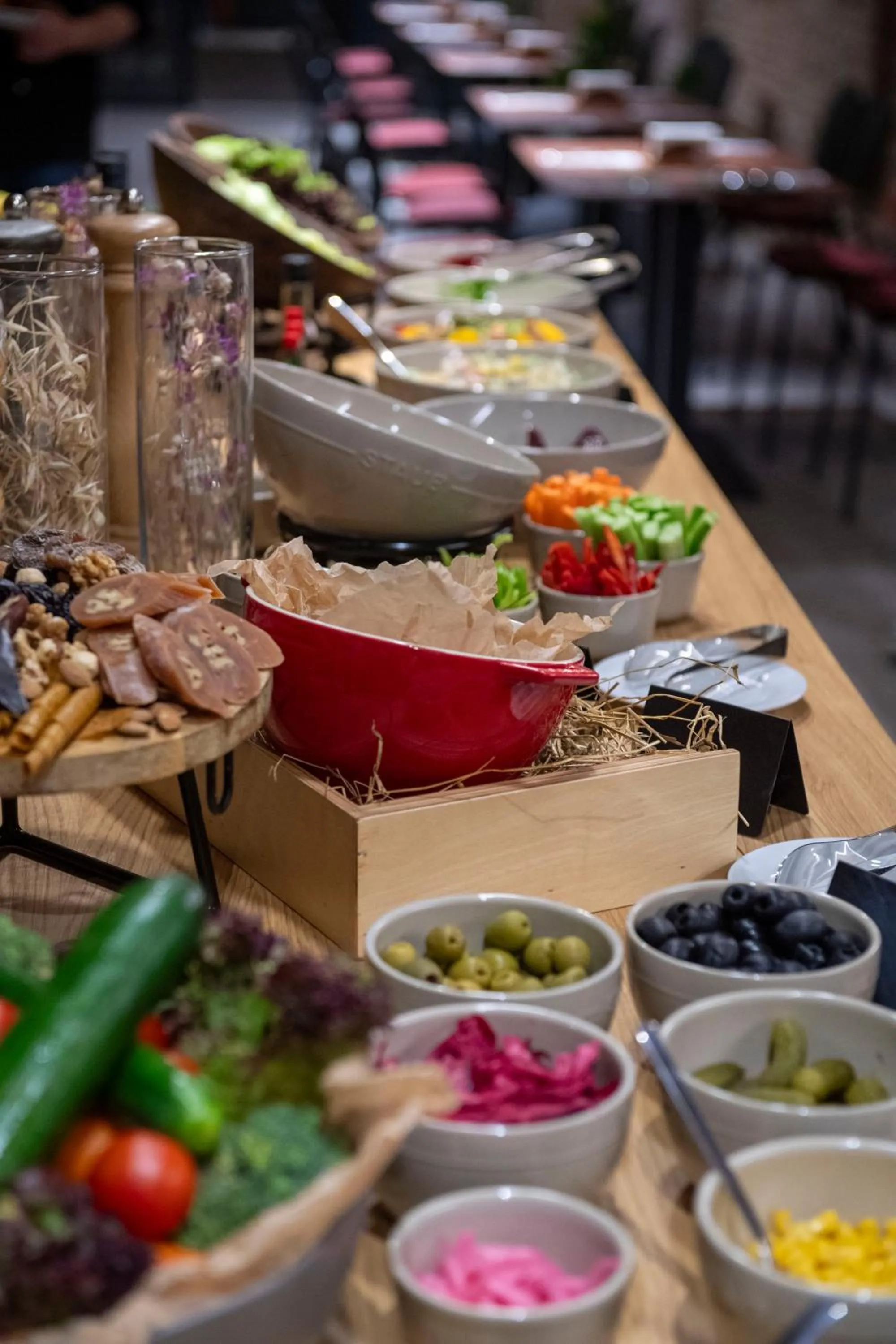 Breakfast in Qarvasla Hotel