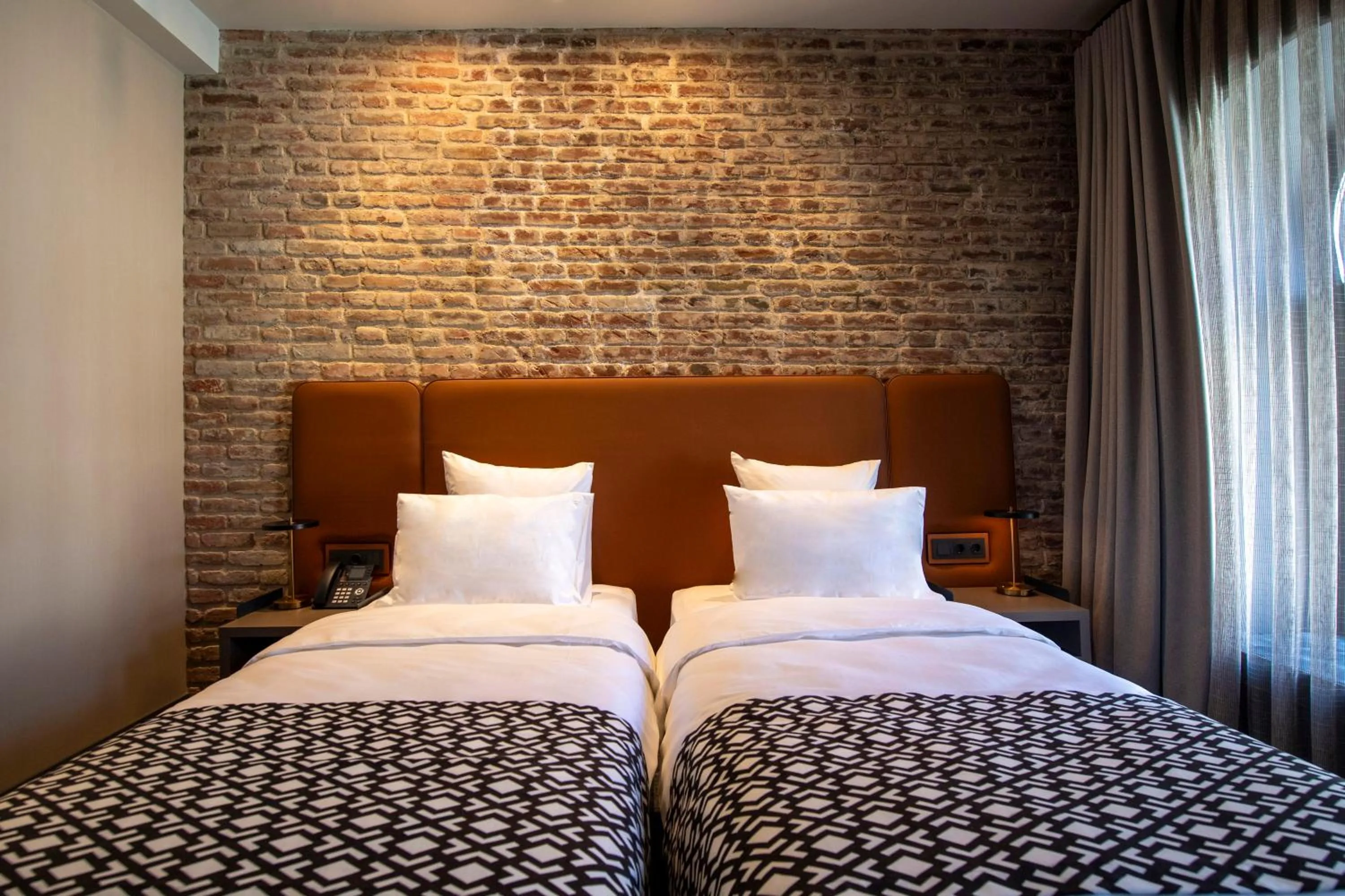Bedroom, Bed in Qarvasla Hotel