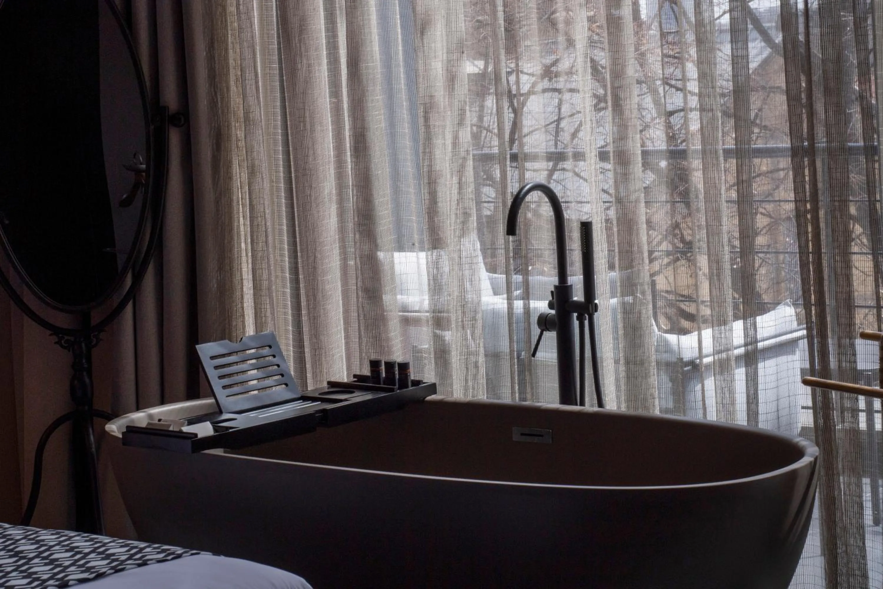 Bath in Qarvasla Hotel