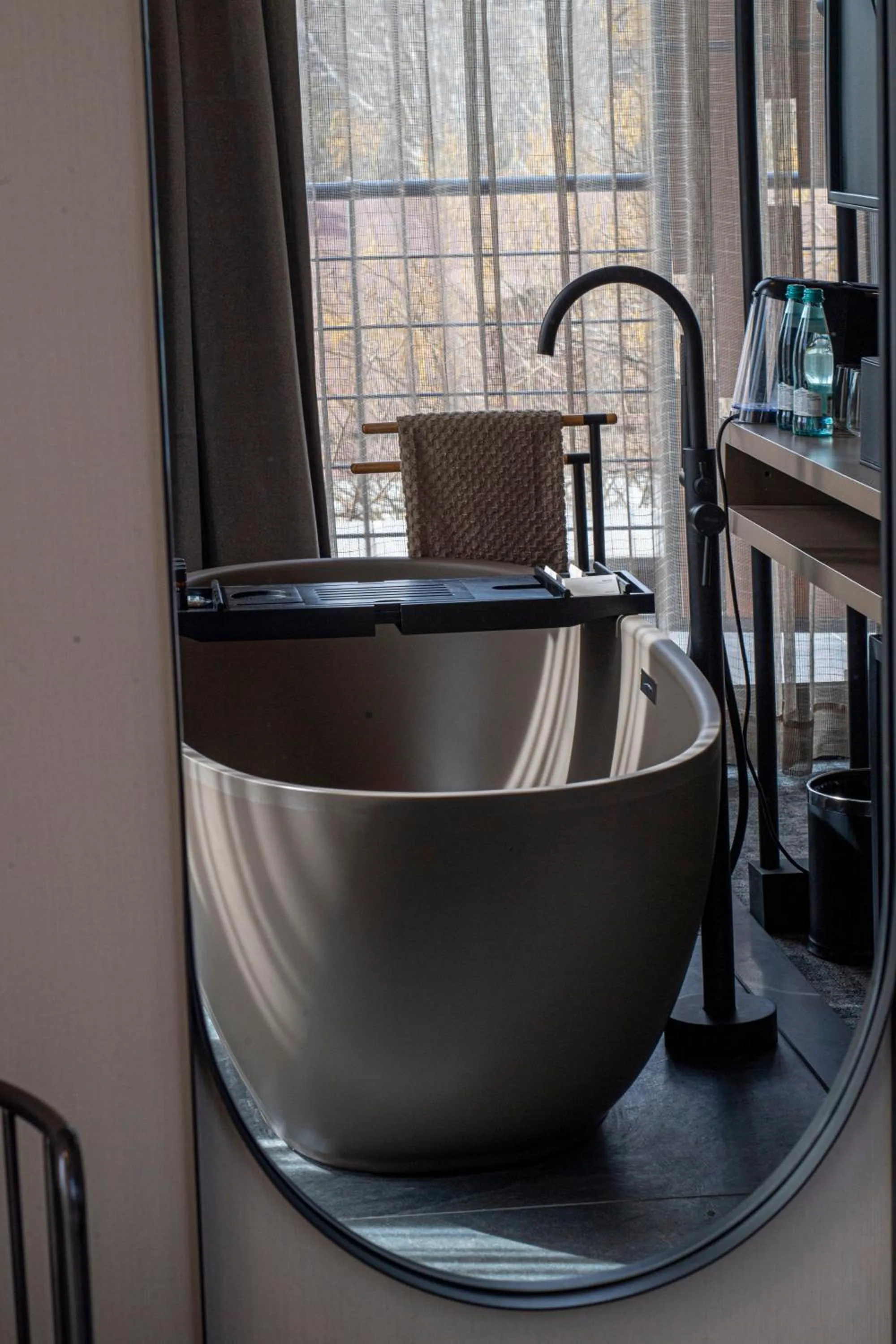 Bath in Qarvasla Hotel