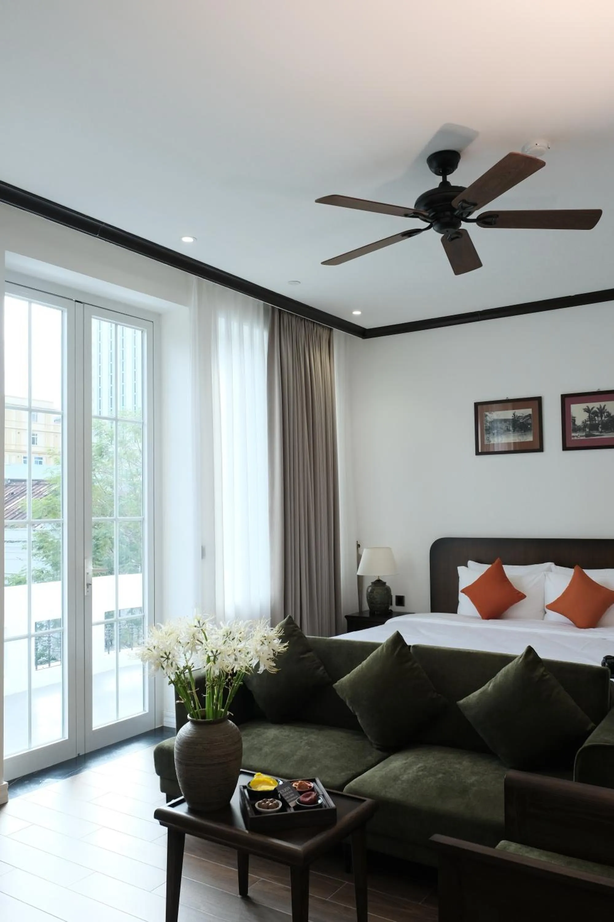 Balcony/Terrace in Paul Chabot Hotel