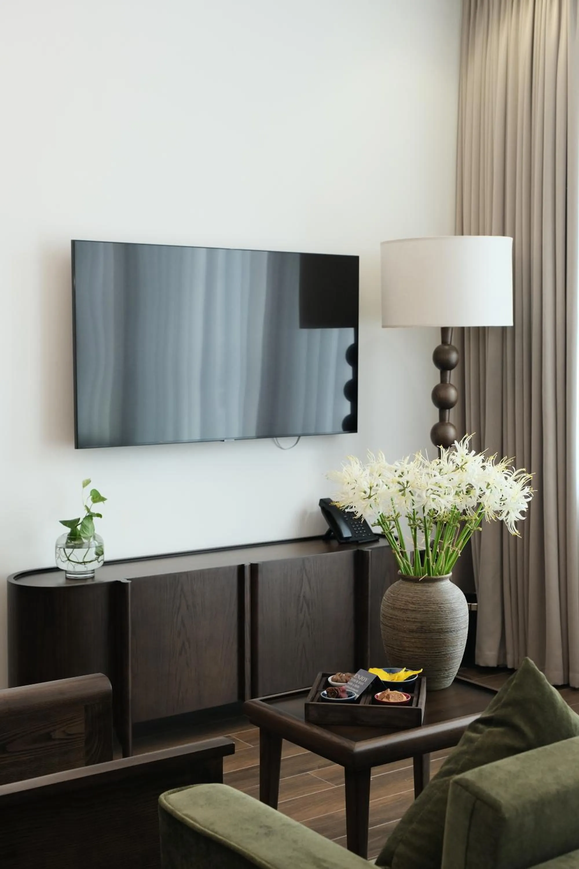 TV and multimedia in Paul Chabot Hotel