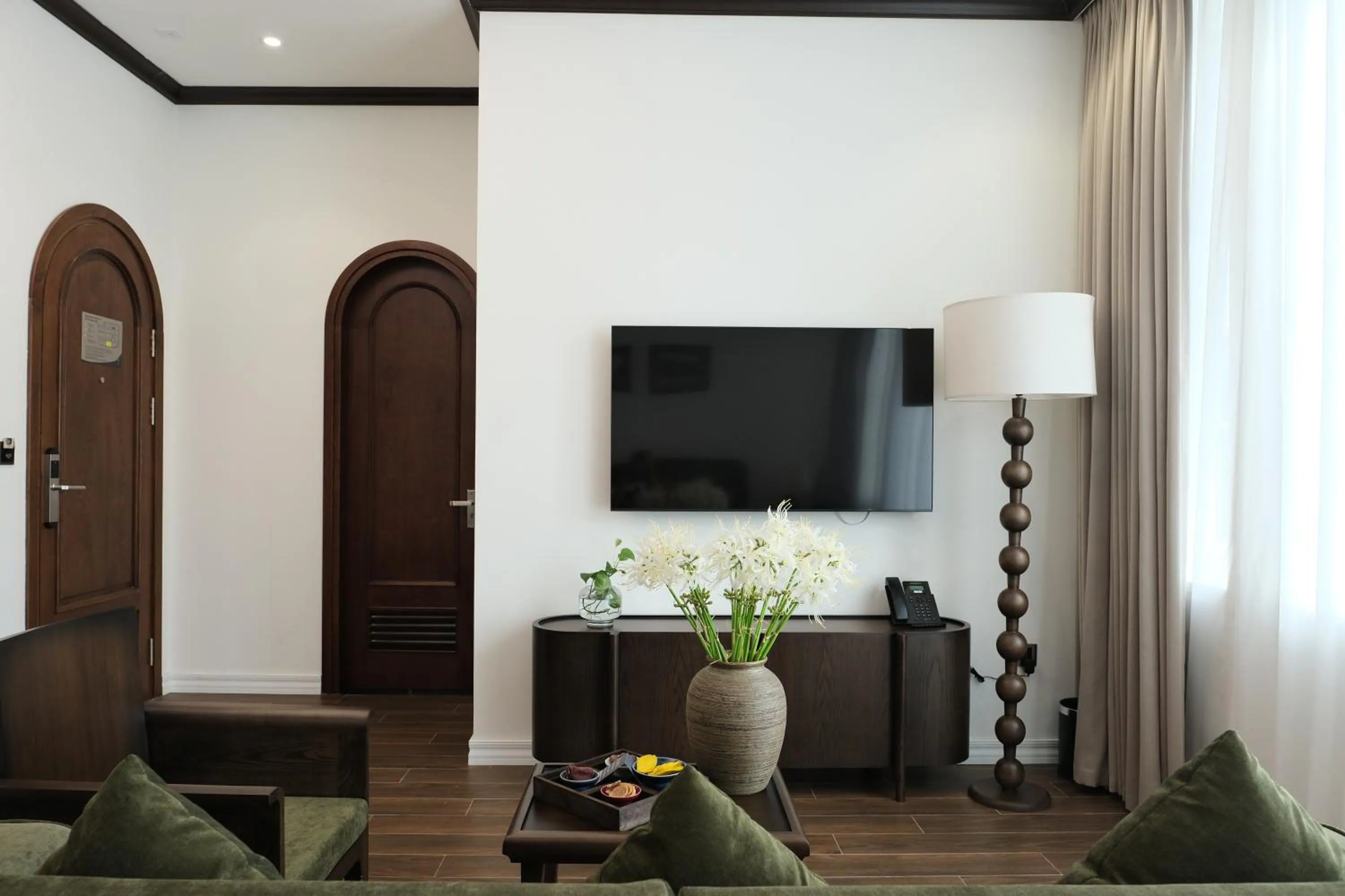 TV and multimedia in Paul Chabot Hotel