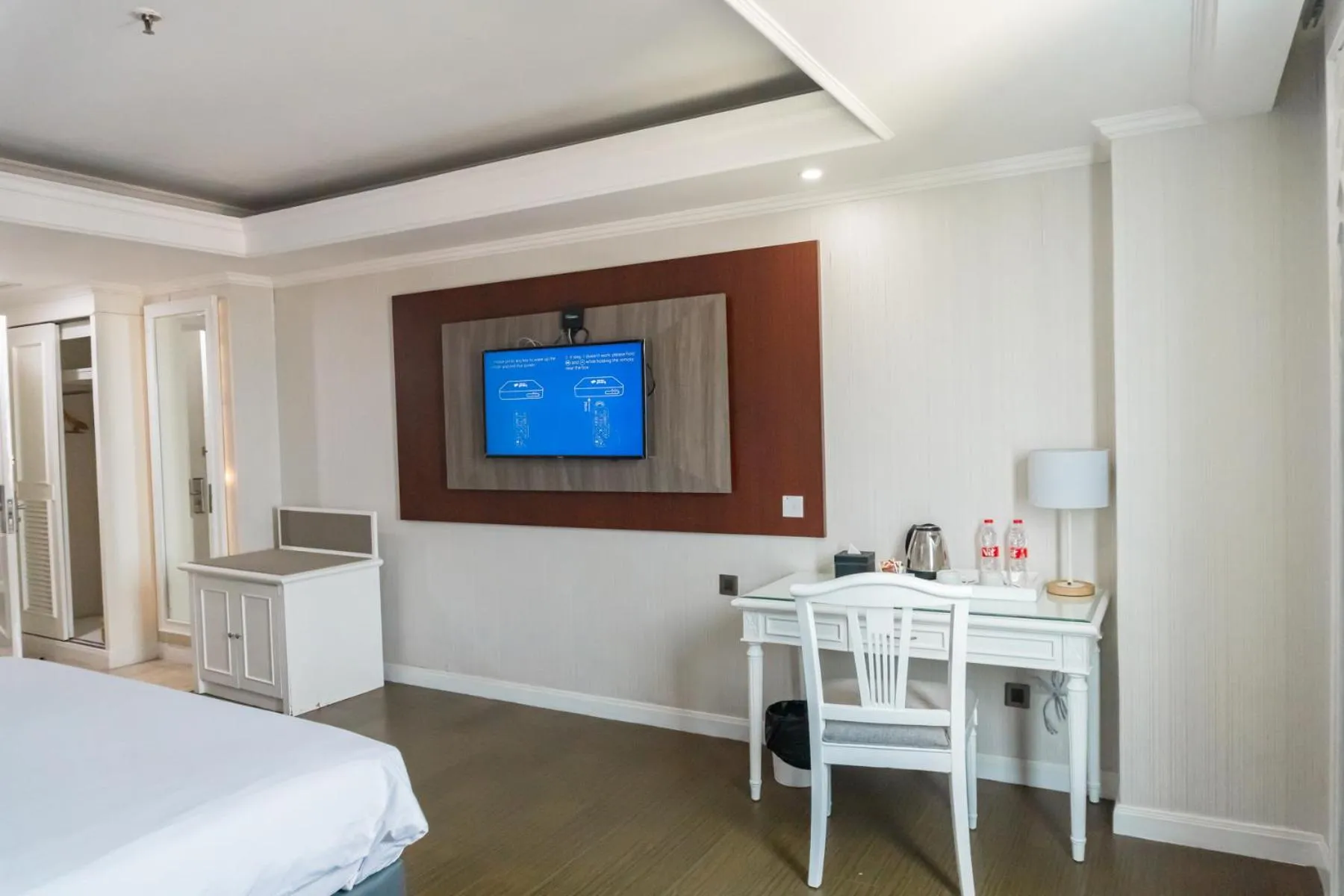 Communal lounge/ TV room, Bed in Tavia Heritage Hotel