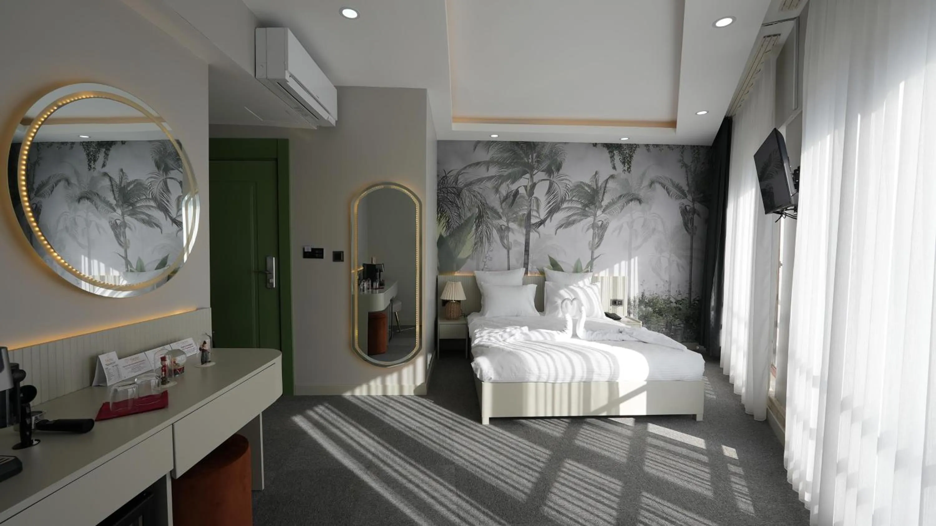 Photo of the whole room in CARTİER LUXURY OTEL