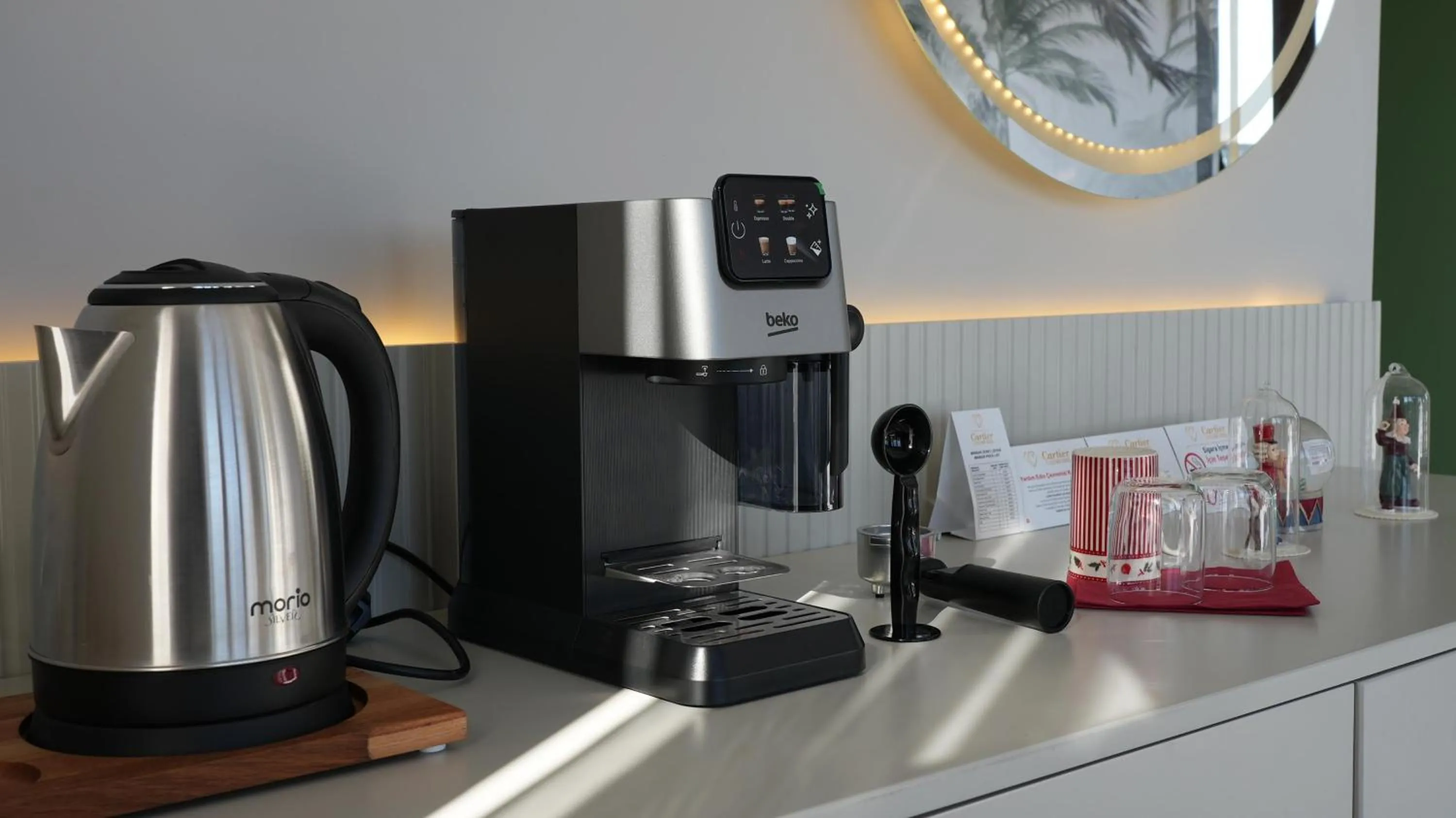 Coffee/tea facilities in CARTİER LUXURY OTEL