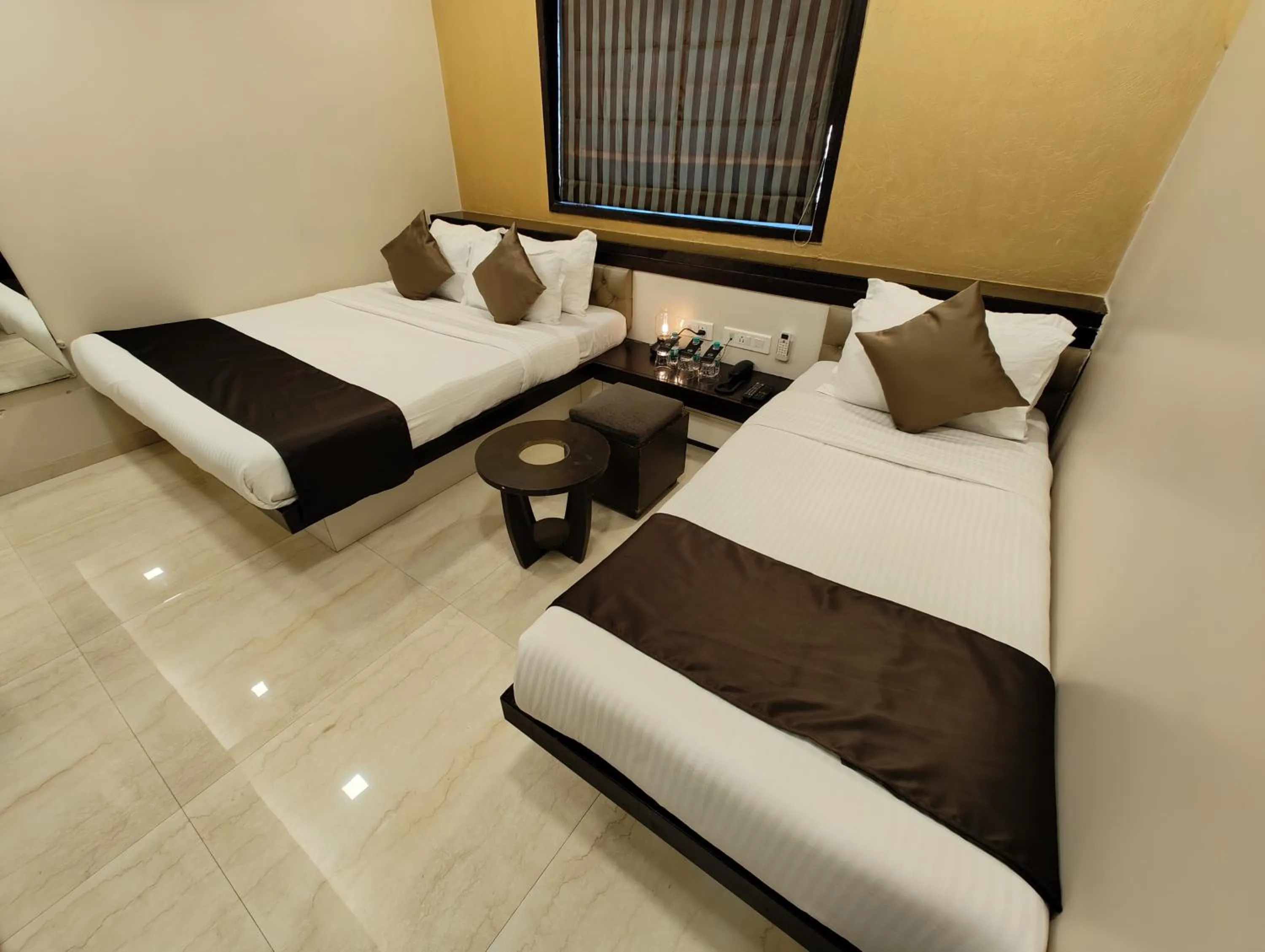 Executive Triple - Taj View in The Majlis Hotel - Colaba Mumbai