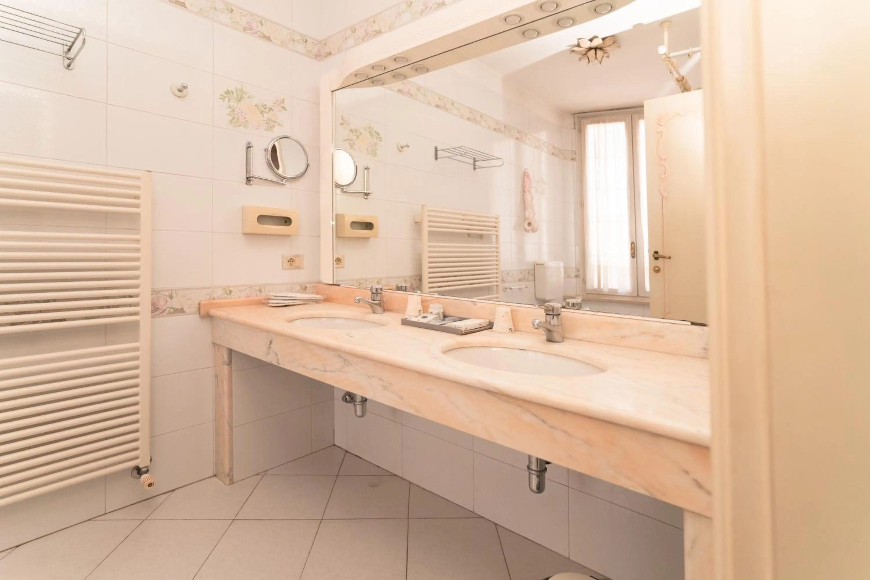 Bathroom in Hotel & SPA Duchessa Isabella Collection by GSA Hotels