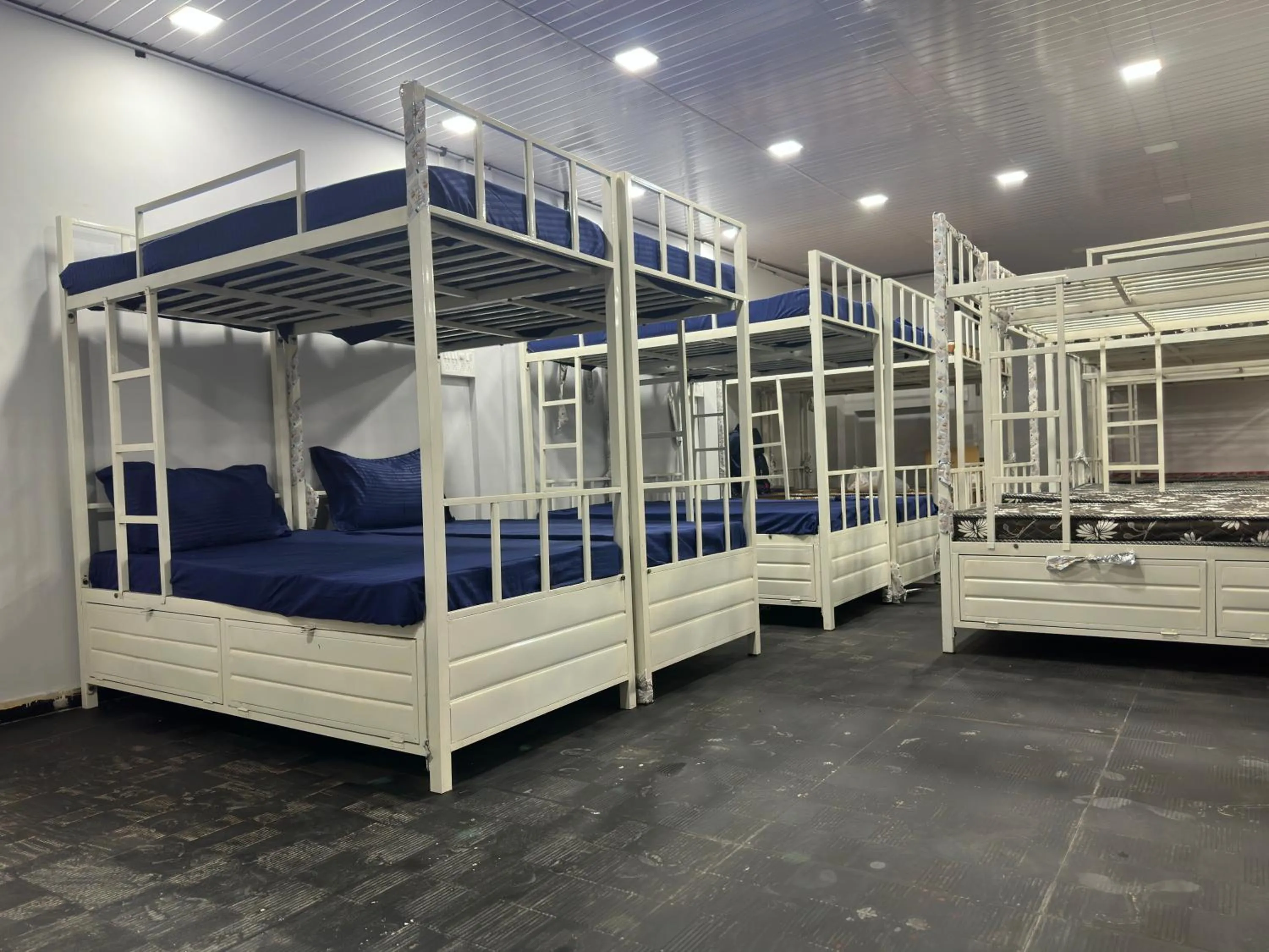 bunk bed, Bed in ZEST STAYS 1054-ANDHERI WEST