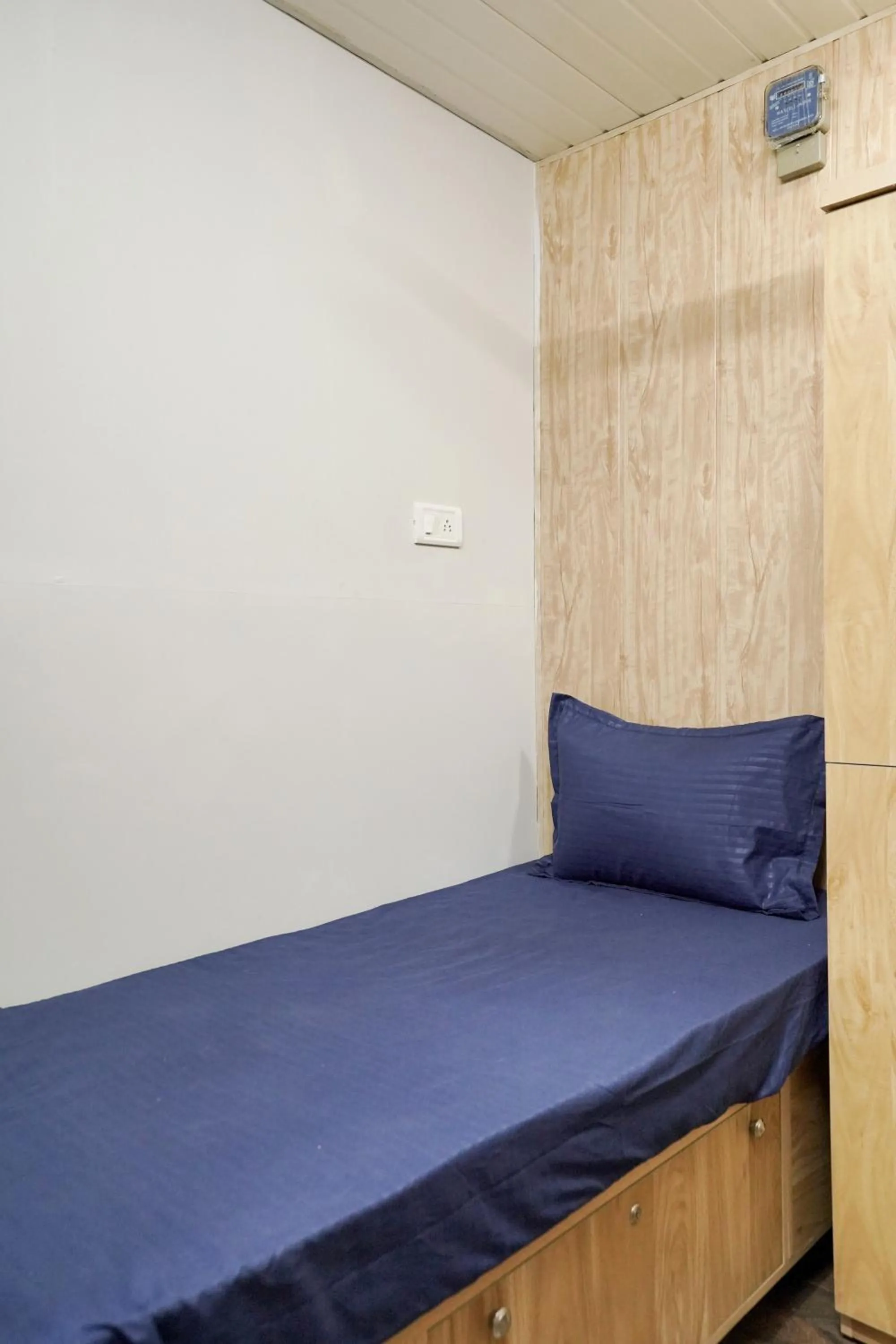 Bed in ZEST STAYS 1054-ANDHERI WEST