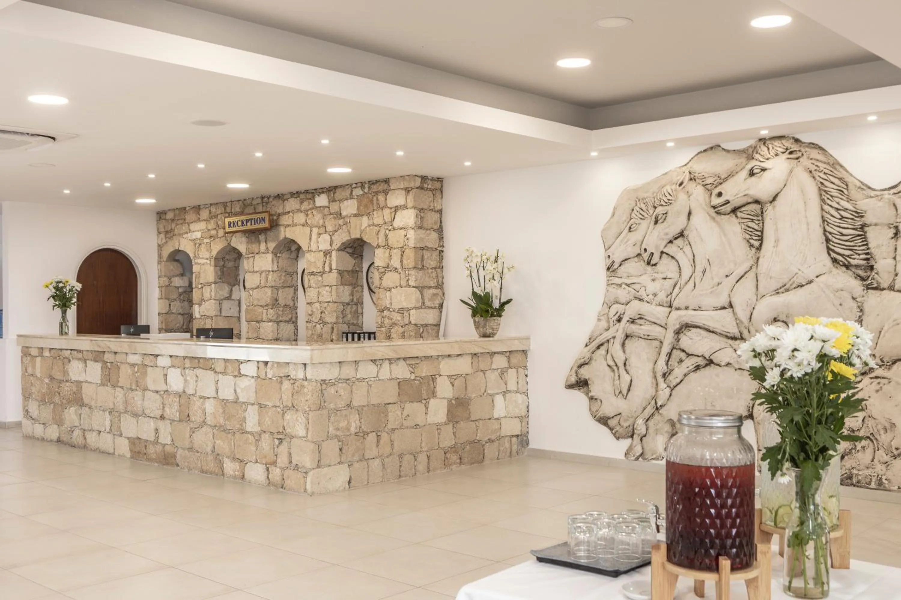 Lobby or reception in Kapetanios Aqua Resort