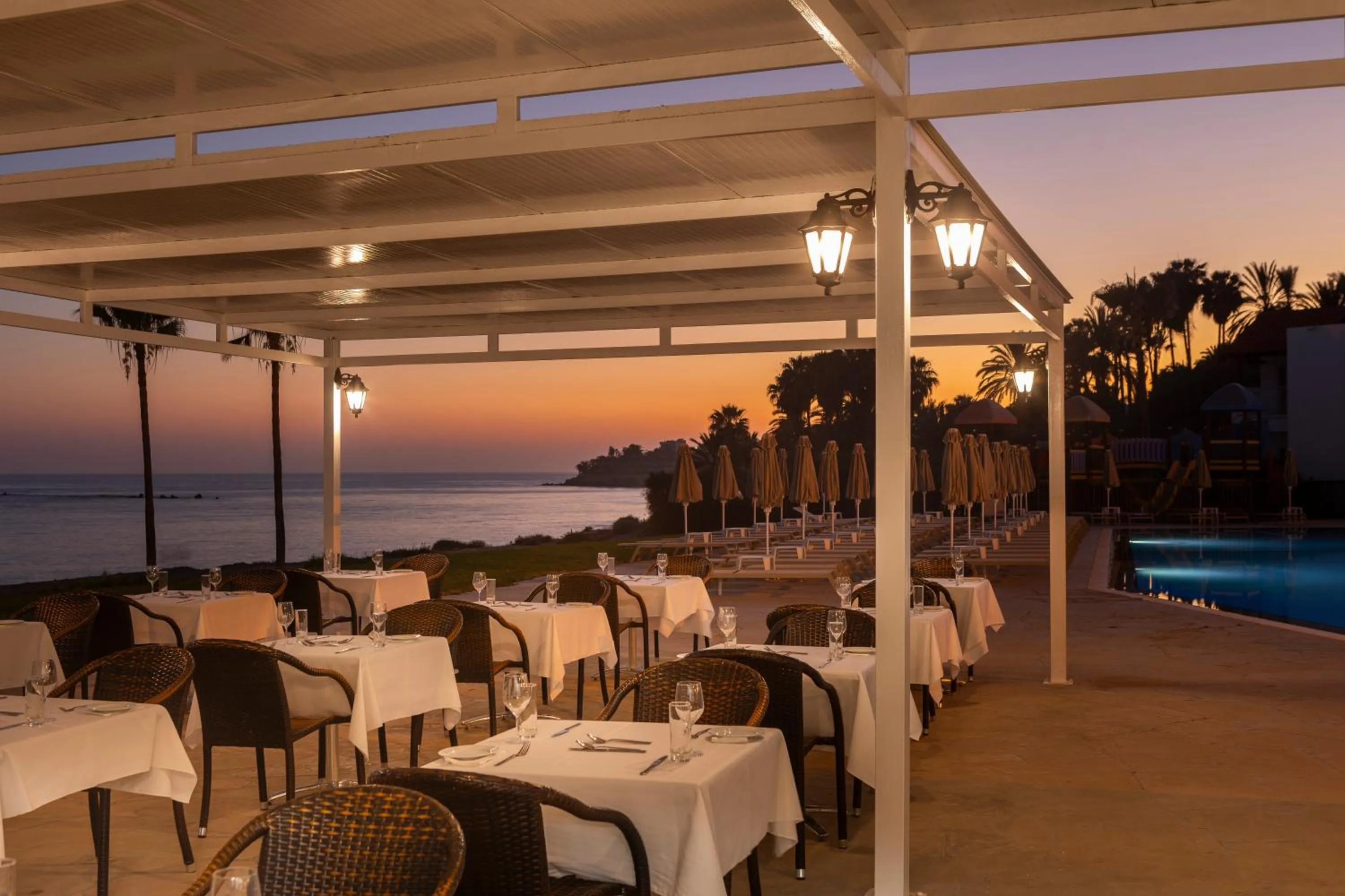 Sunset in Kapetanios Aqua Resort