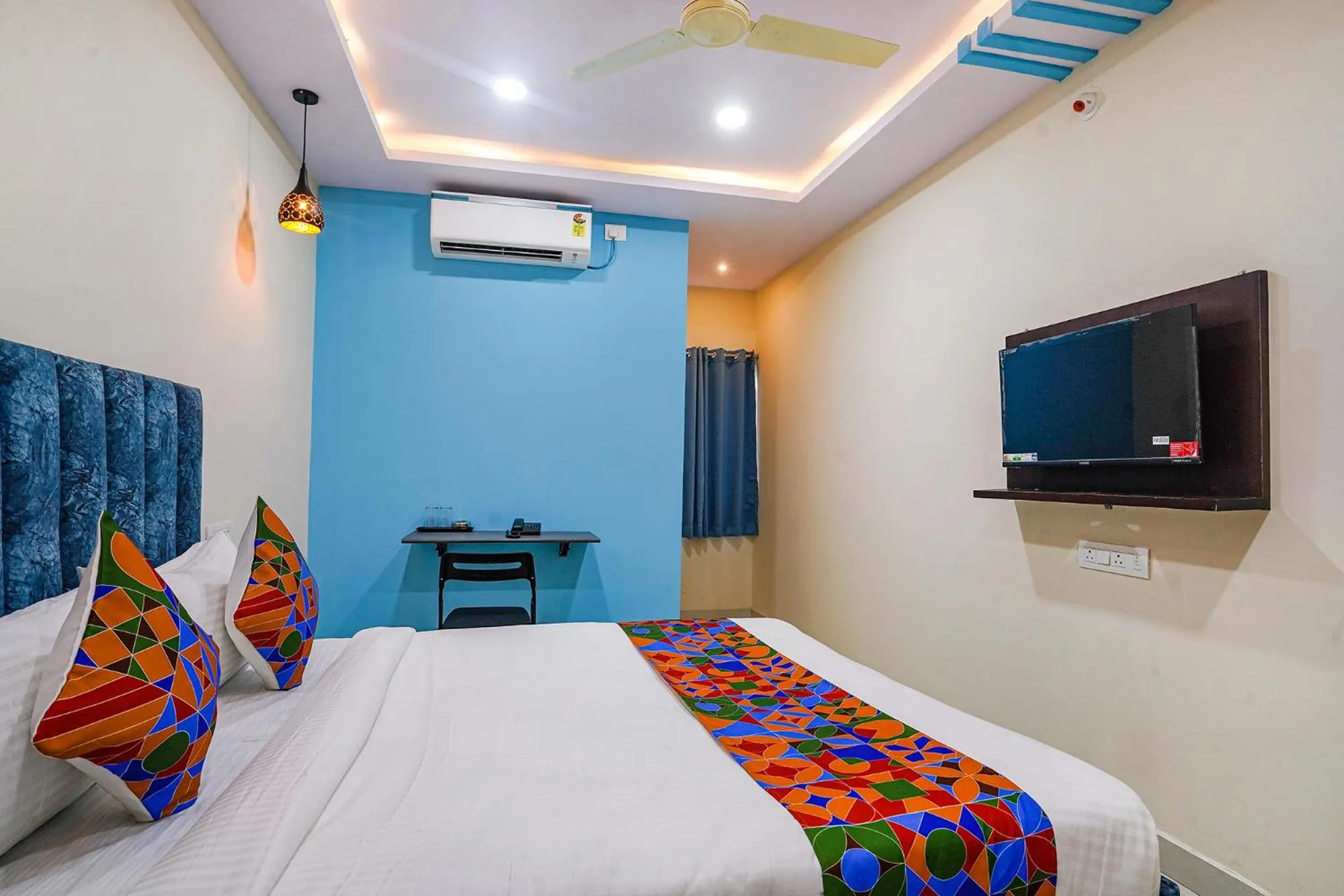 Bed in FabHotel Grand Broholic - Nr Hitech City