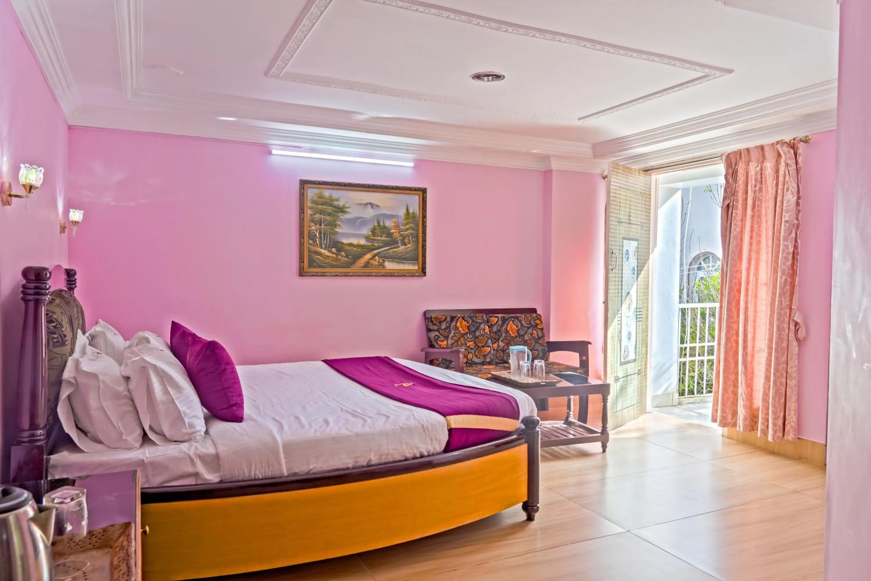 Photo of the whole room, Bed in Hotel Mount View