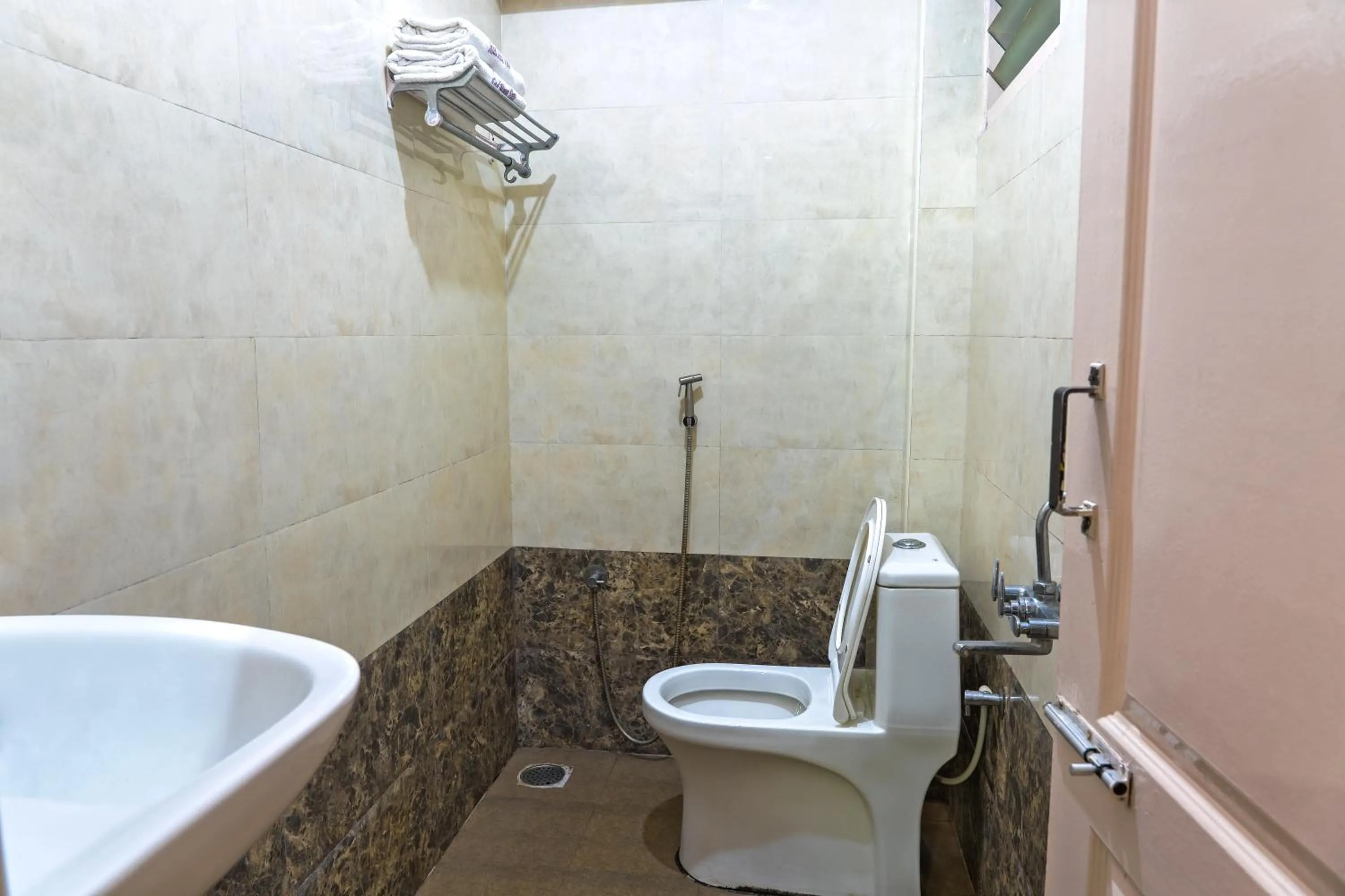 Bathroom in Hotel Mount View