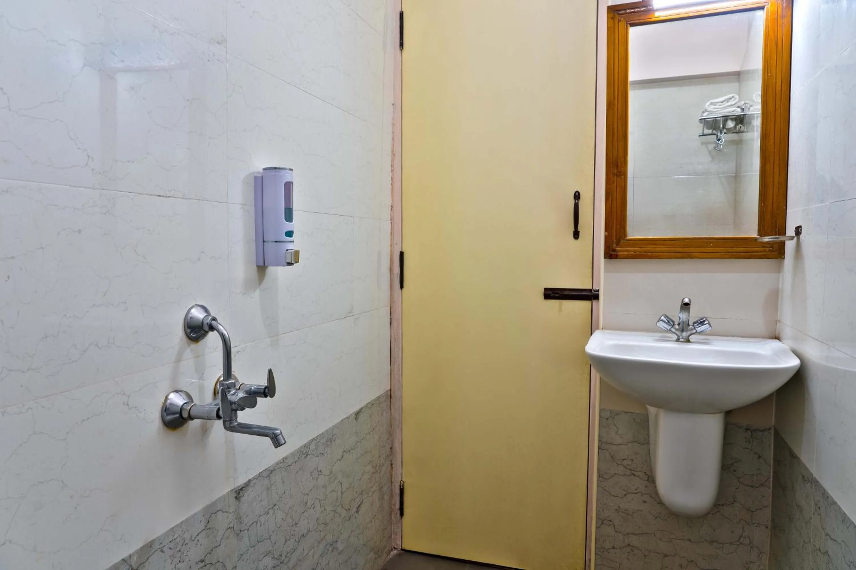 Bathroom in Hotel Mount View