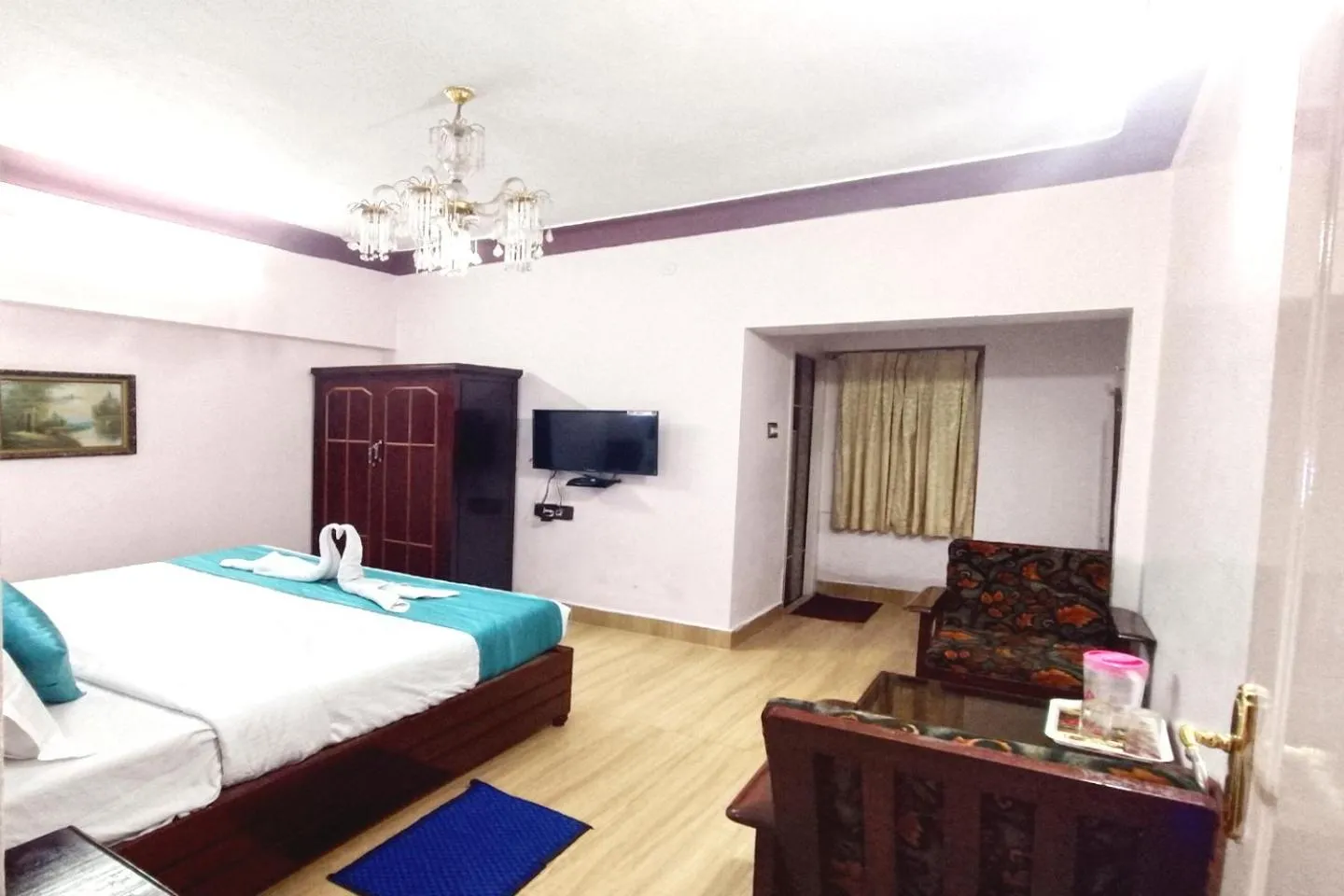 Photo of the whole room, Bed in Hotel Mount View