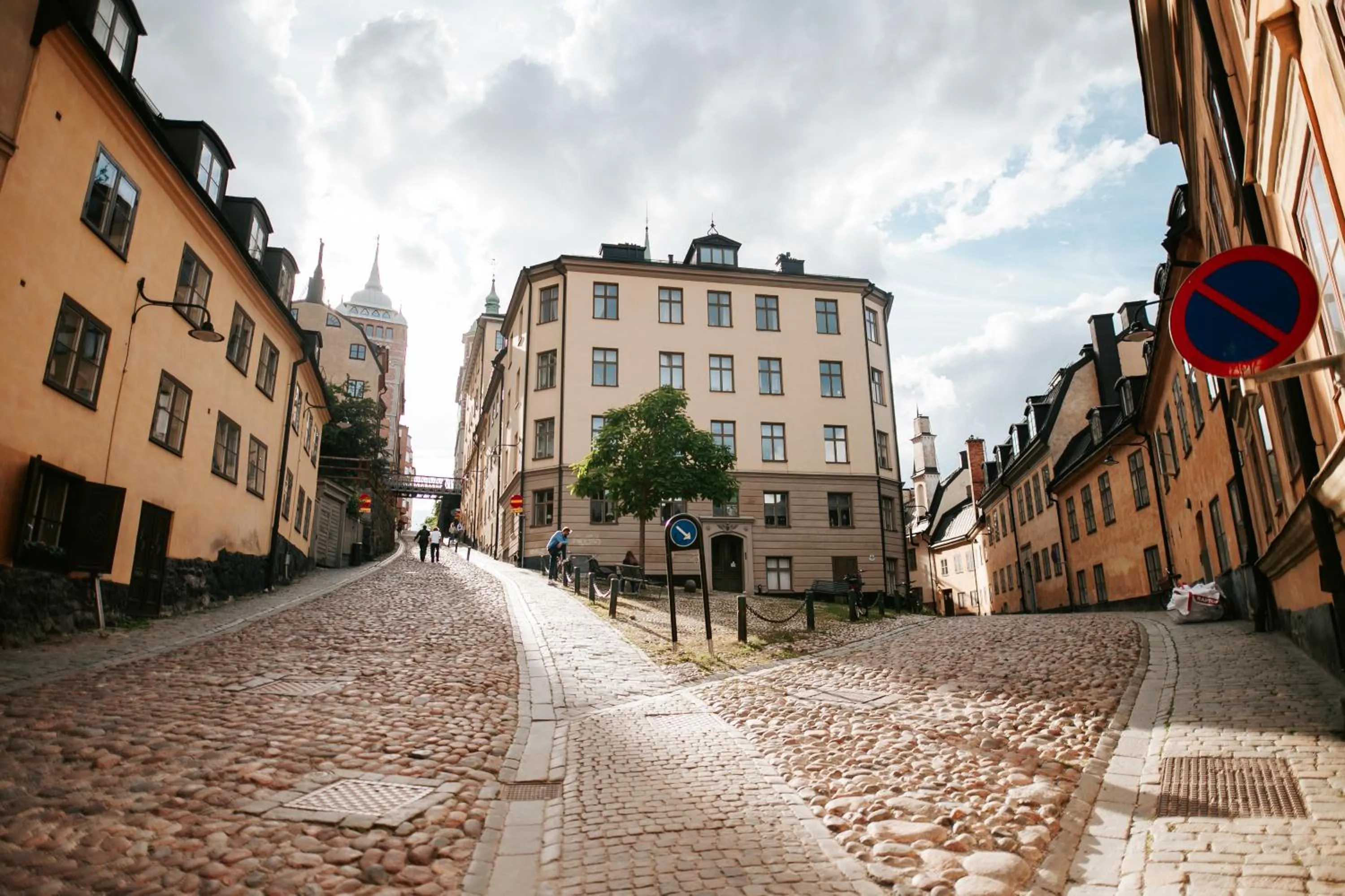 Nearby landmark in Guldgränd