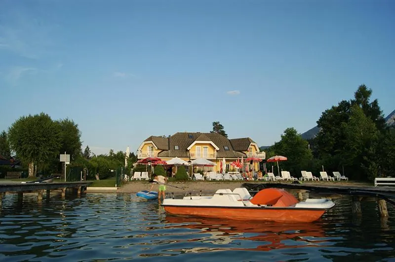 Property building in Seevilla Wochinz