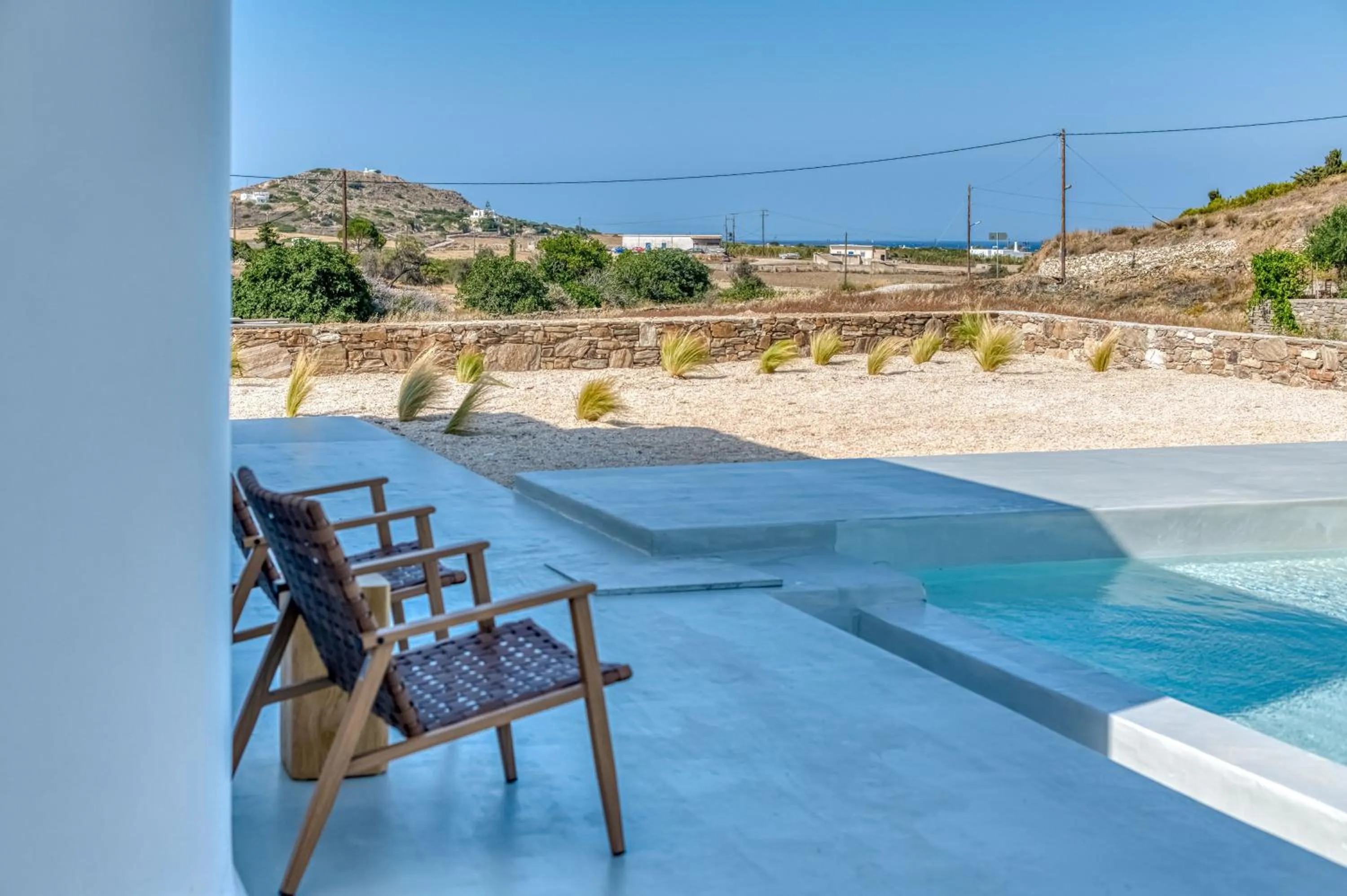 Lil Paros Luxury suites