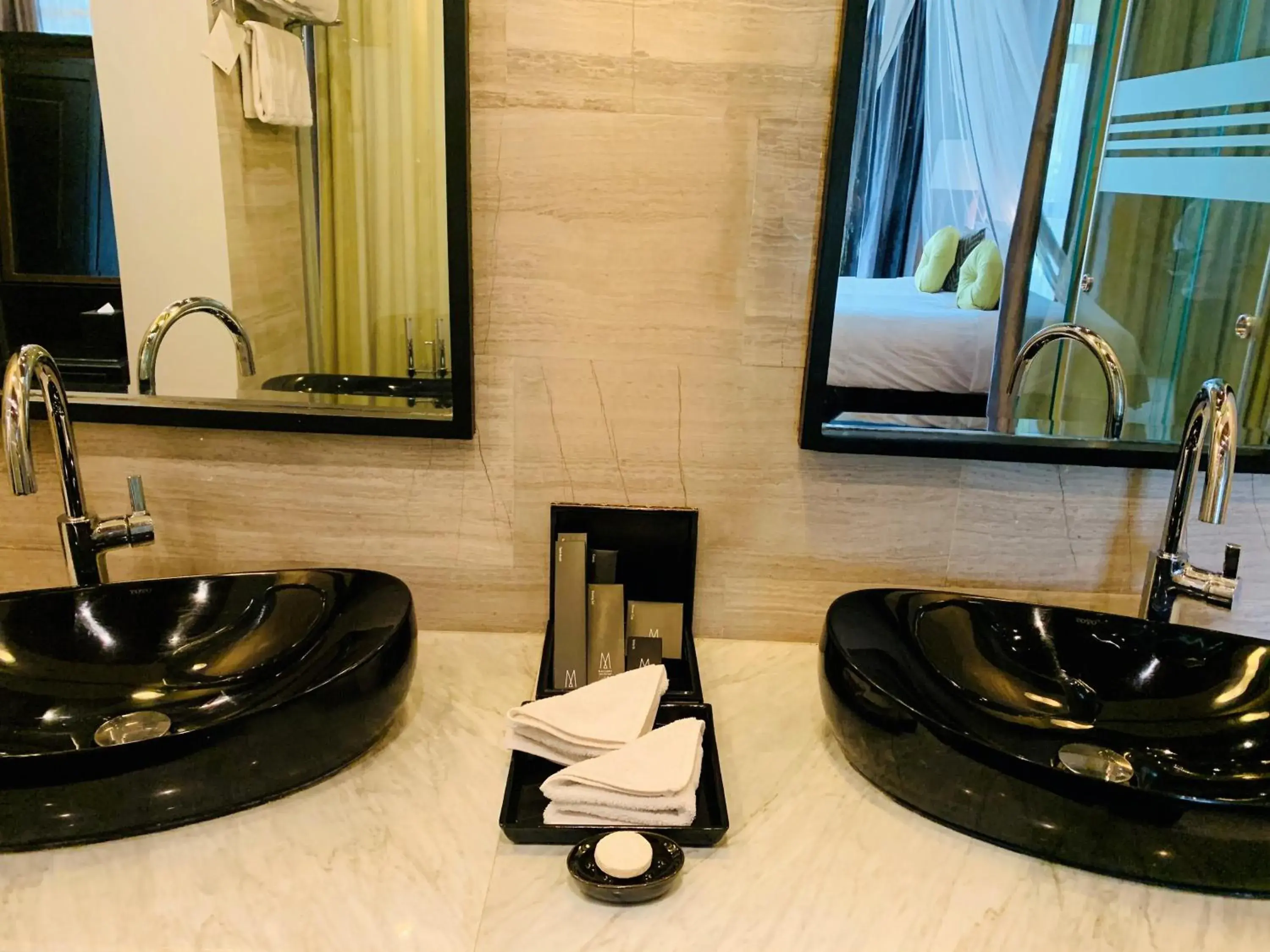 Deluxe Twin Suite with Balcony in The Lake Garden Hotel Nay Pyi Taw - MGallery Collection Deluxe Twin Suite with Balcony in The Lake Garden Hotel Nay Pyi Taw - MGallery Collection