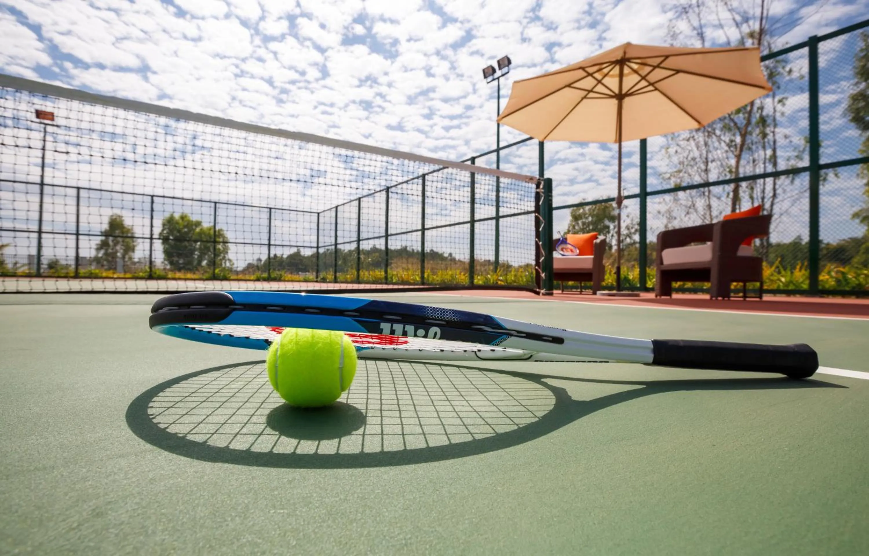 Tennis court, Swimming Pool in The Lake Garden Nay Pyi Taw - MGallery Collection