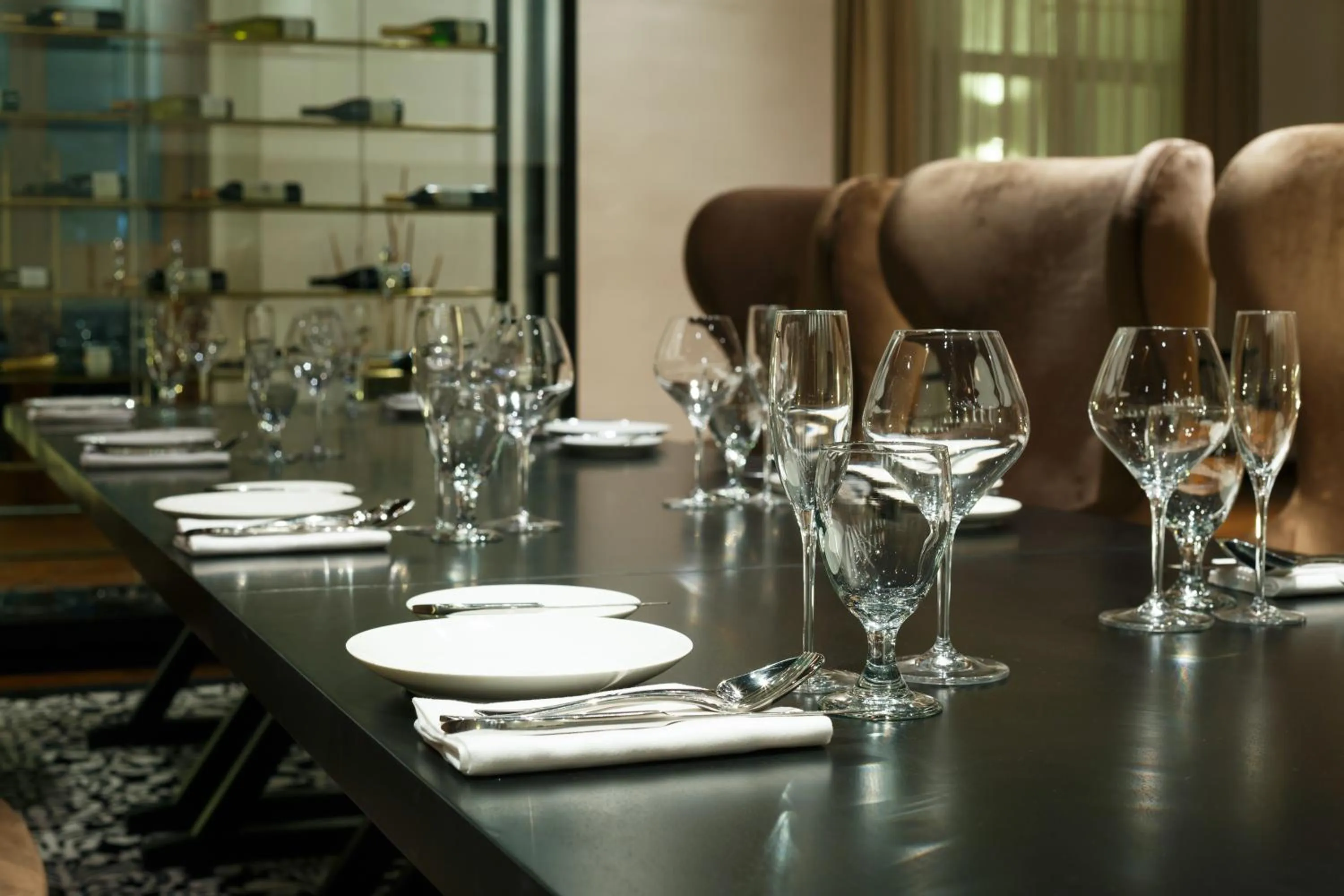 Restaurant/Places to Eat in The Lake Garden Nay Pyi Taw - MGallery Collection