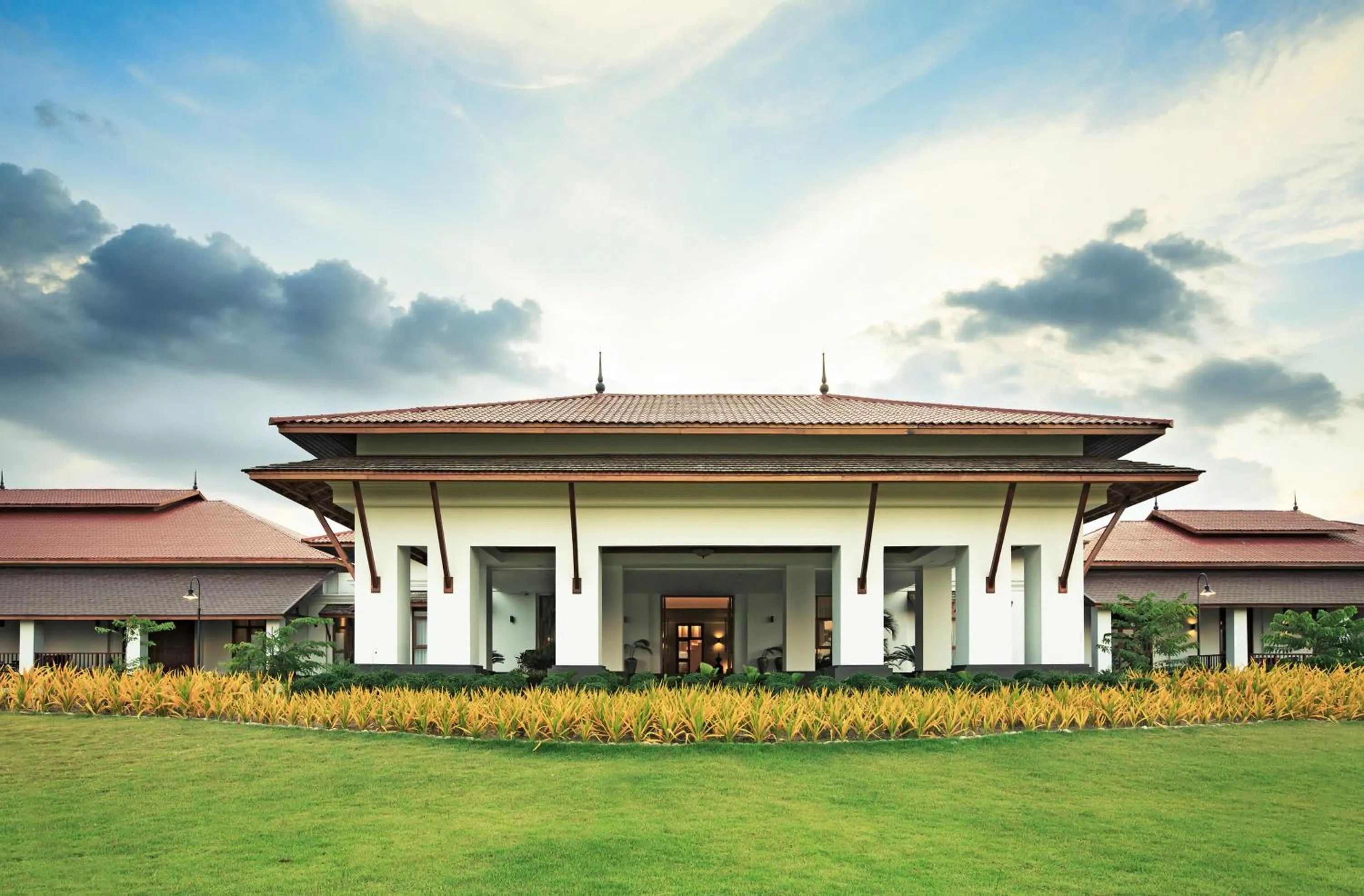 Facade/entrance, Garden in The Lake Garden Nay Pyi Taw - MGallery Collection