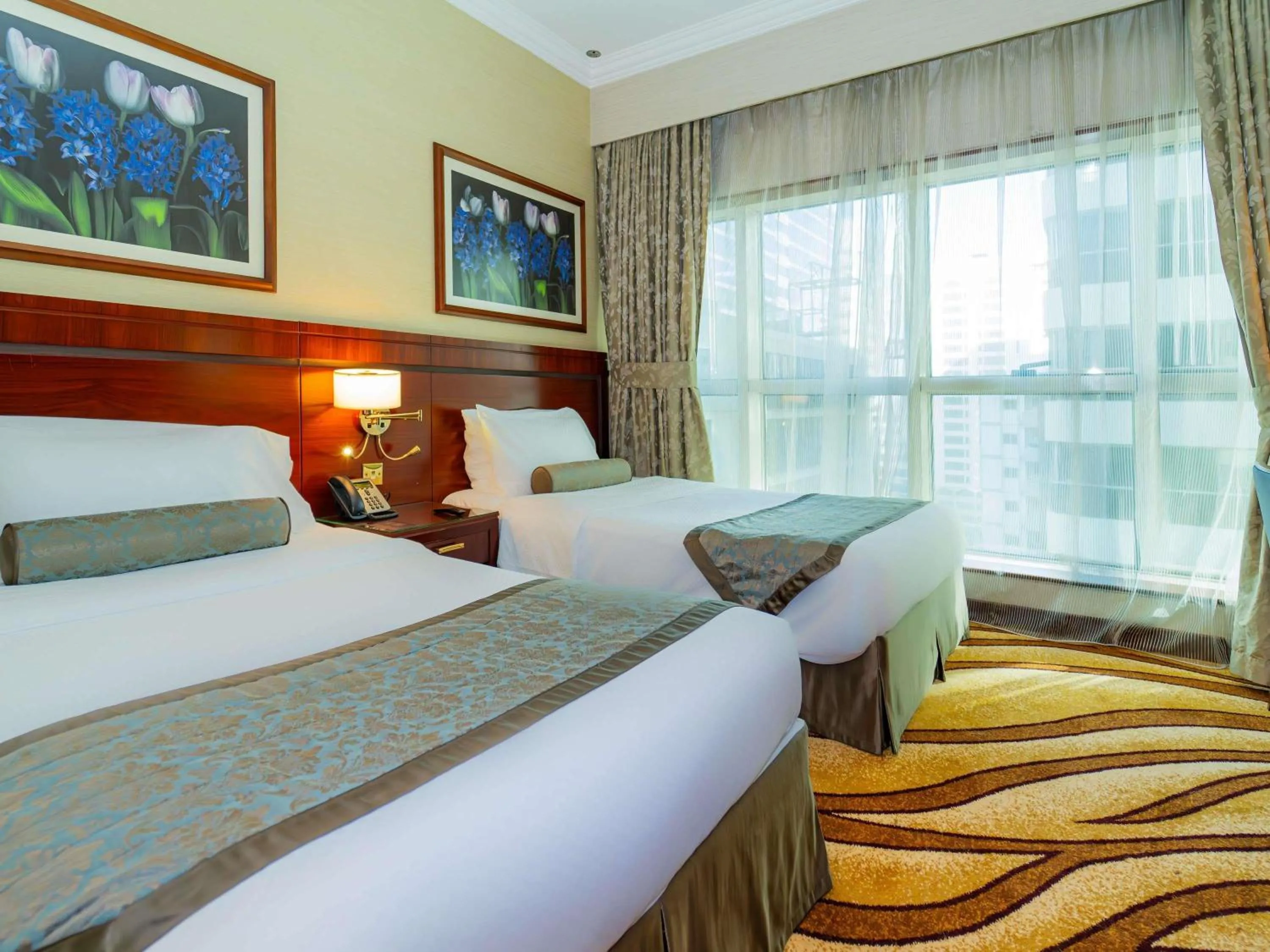 Bedroom, Bed in Grand Mercure Majlis Residences Abu Dhabi