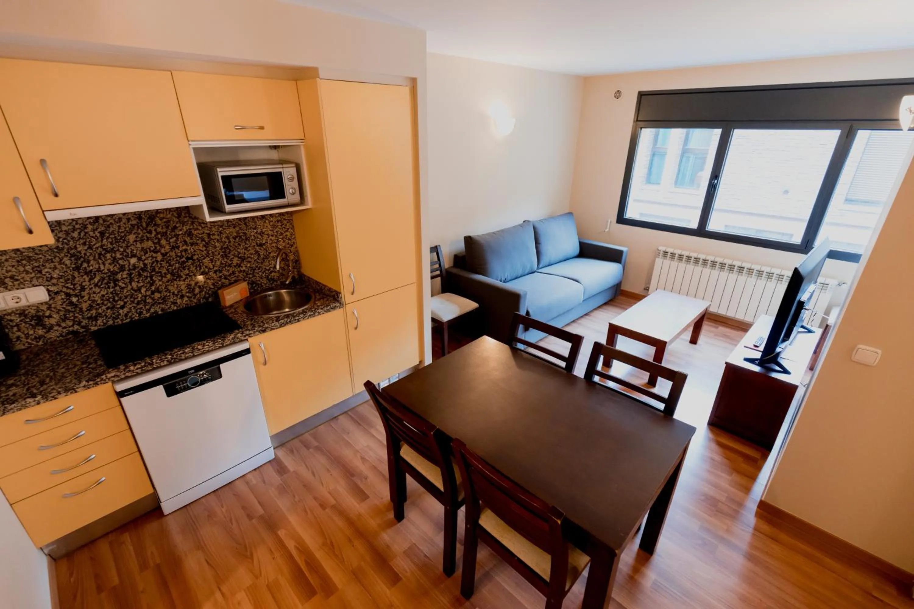 Kitchen or kitchenette in Pierre & Vacances La Merceria