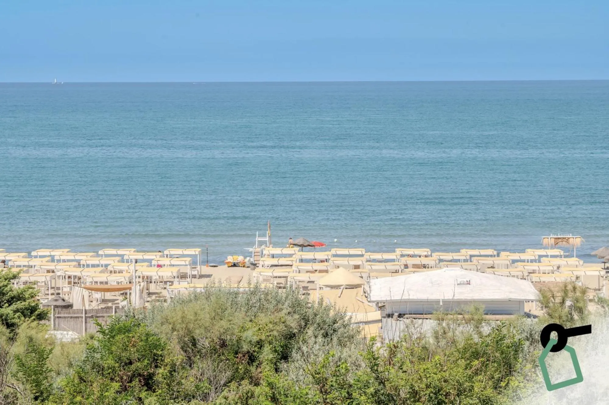 Beach in HOTIDAY Room Collection - Tirrenia