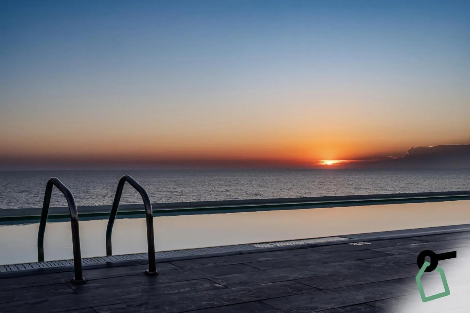 Swimming pool in HOTIDAY Room Collection - Tirrenia