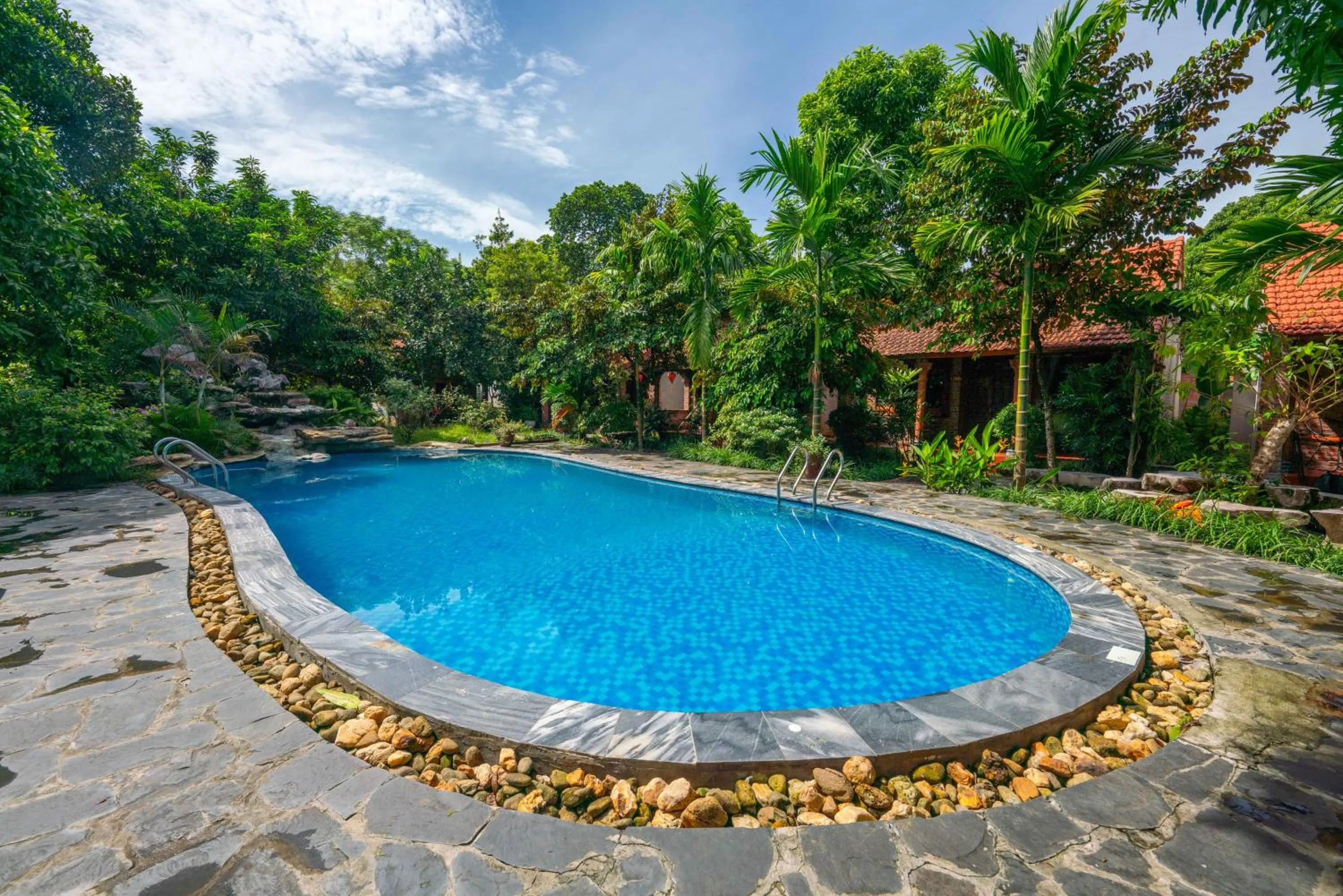 Pool view in Ninh Binh Family Homestay