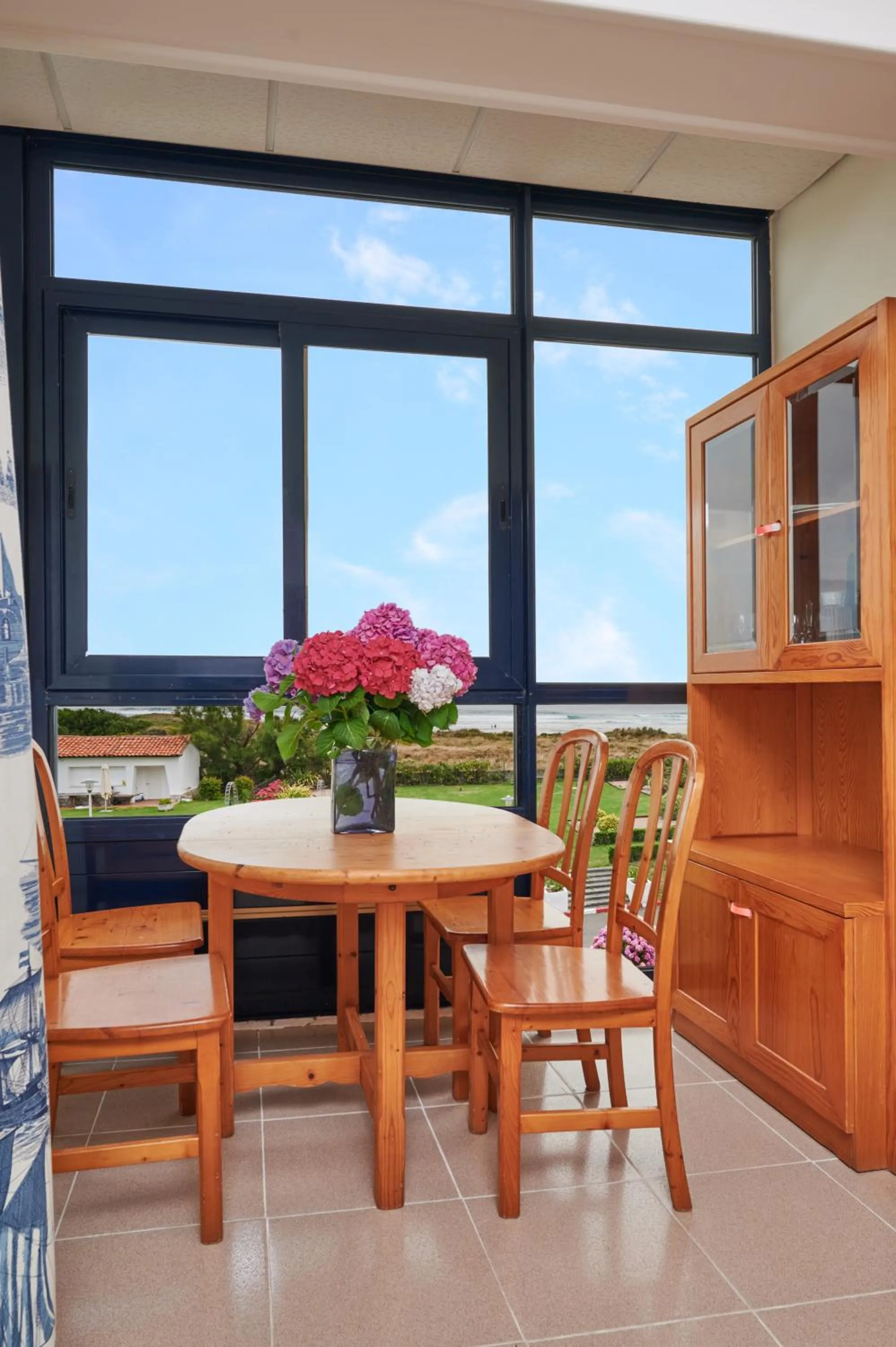 Dining area in Hotel Juan de la Cosa