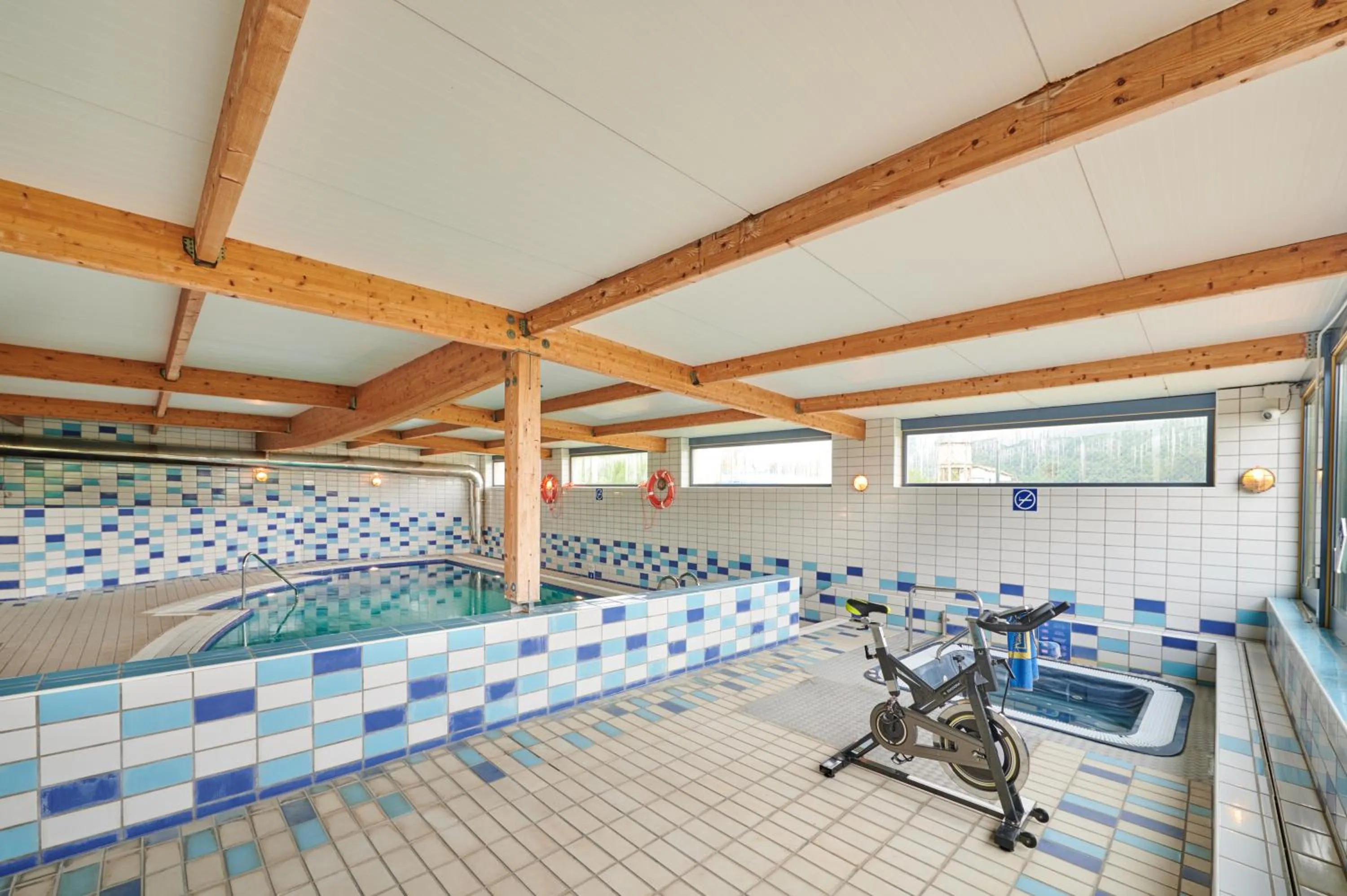 Swimming pool in Hotel Juan de la Cosa