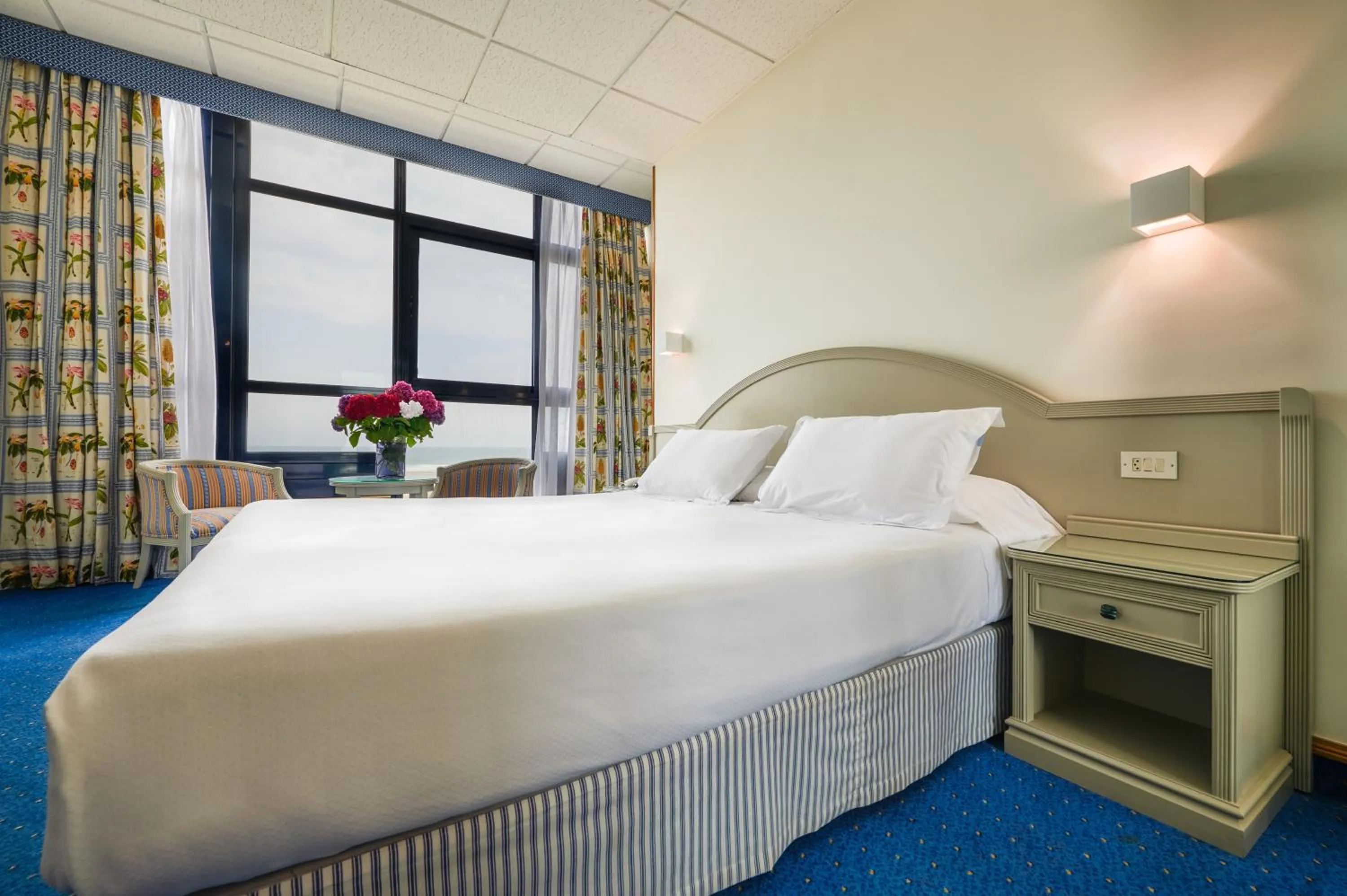 Bed in Hotel Juan de la Cosa