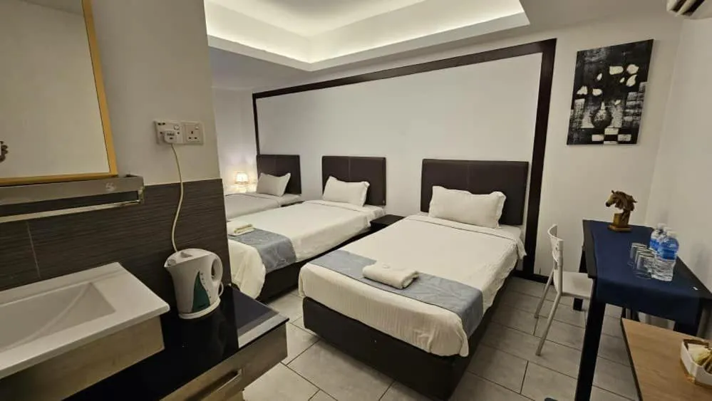 Bed in Warisan Hotel Kota Kinabalu