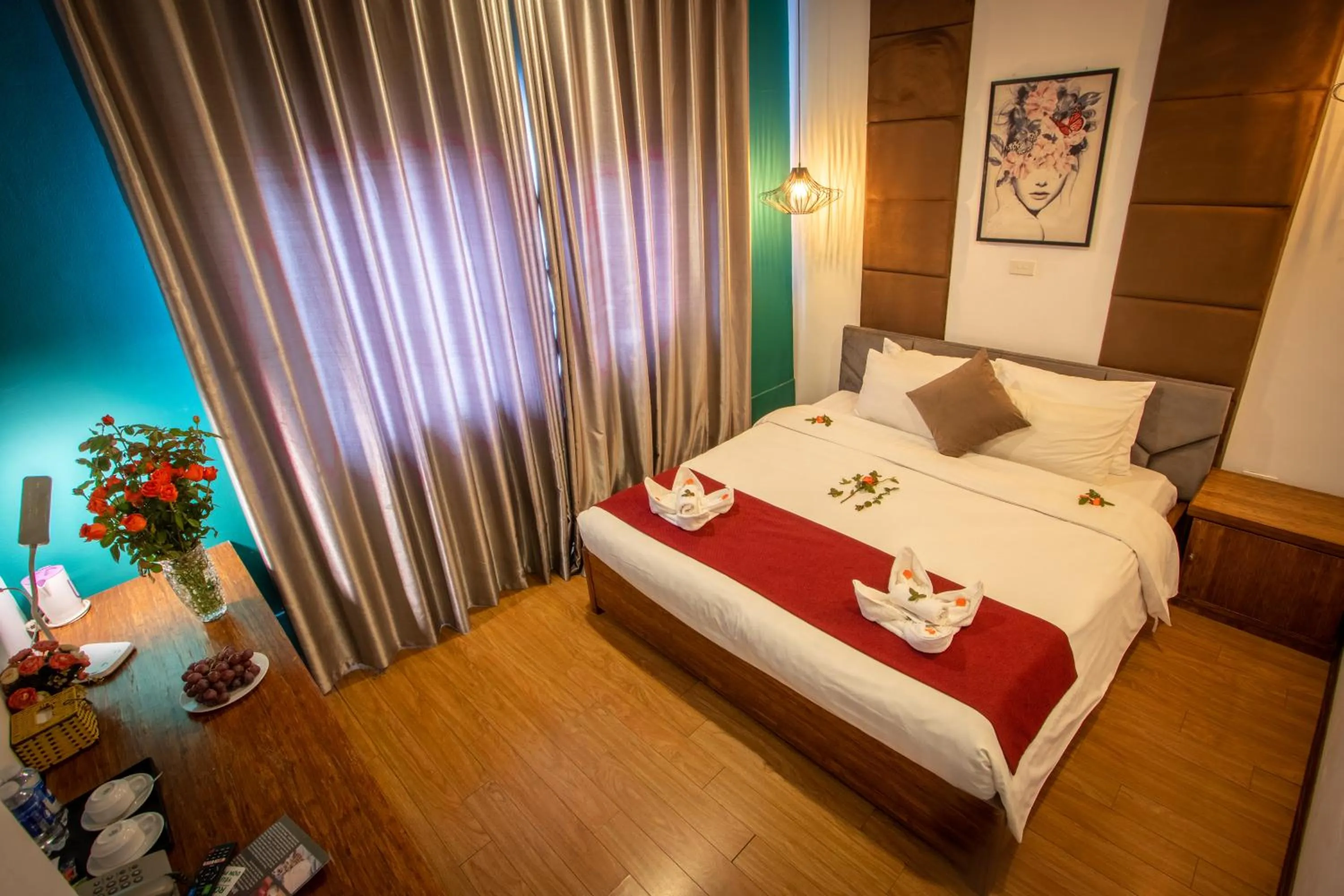 Bedroom, Bed in NT Elysian hotel