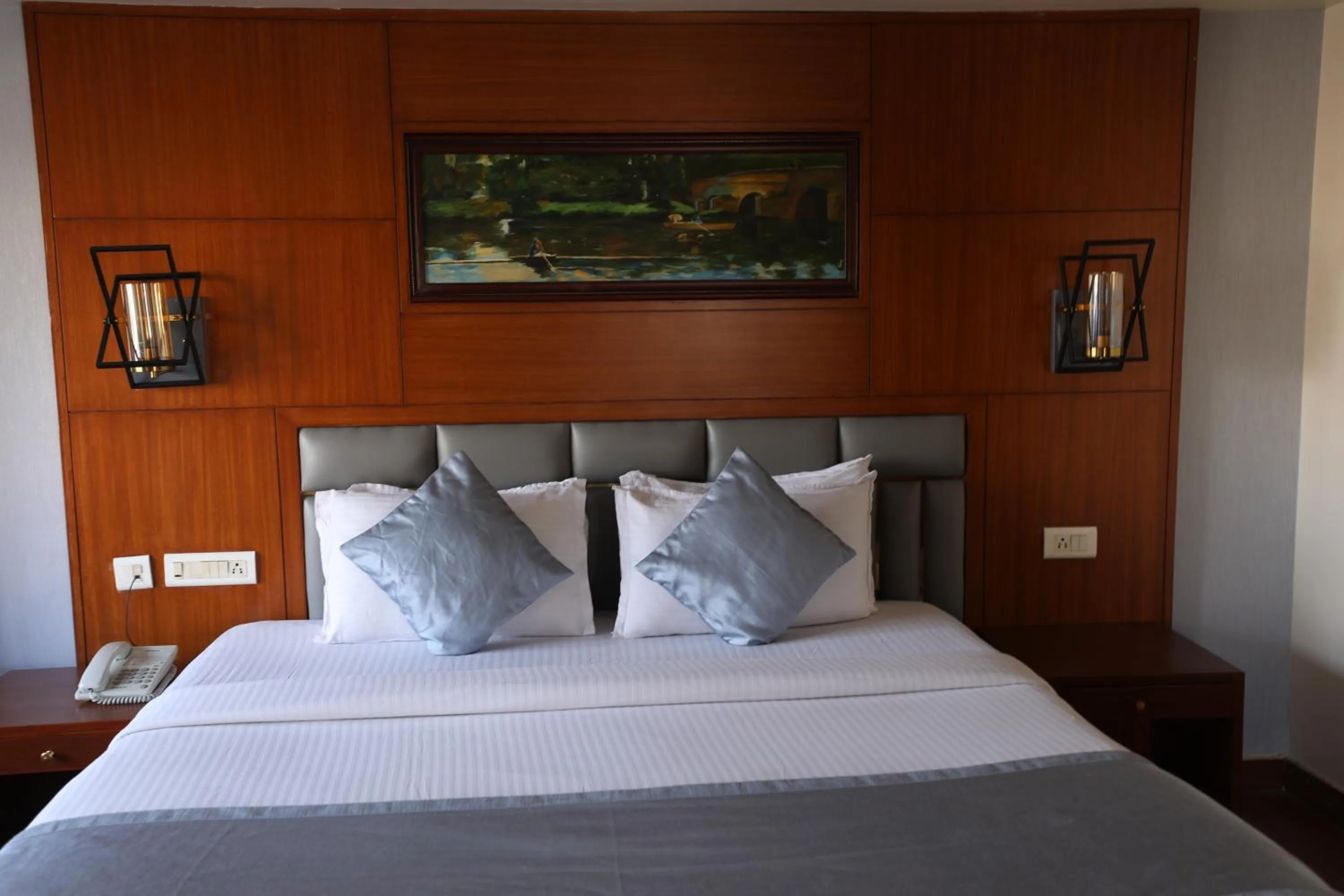 Bed in Eastin Hotels- Madhapur