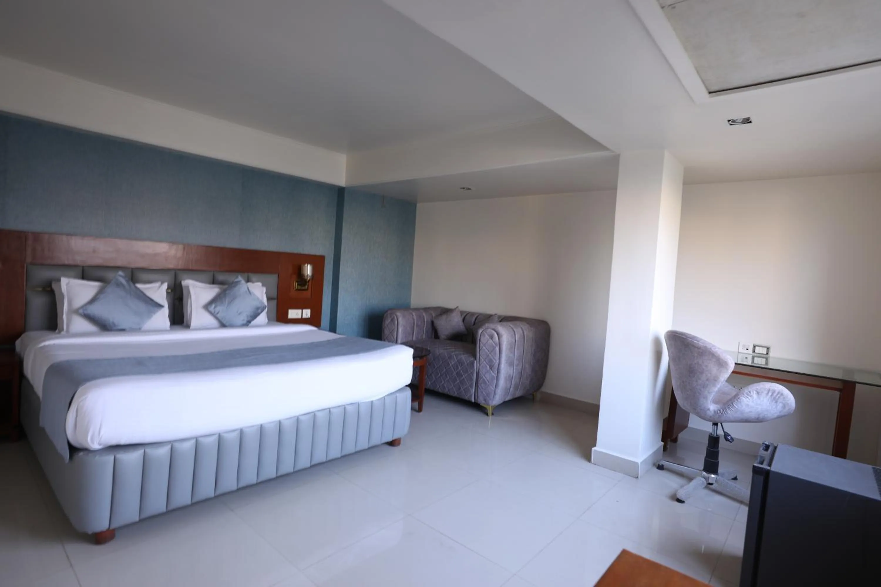 Bedroom, Bed in Eastin Hotels- Madhapur