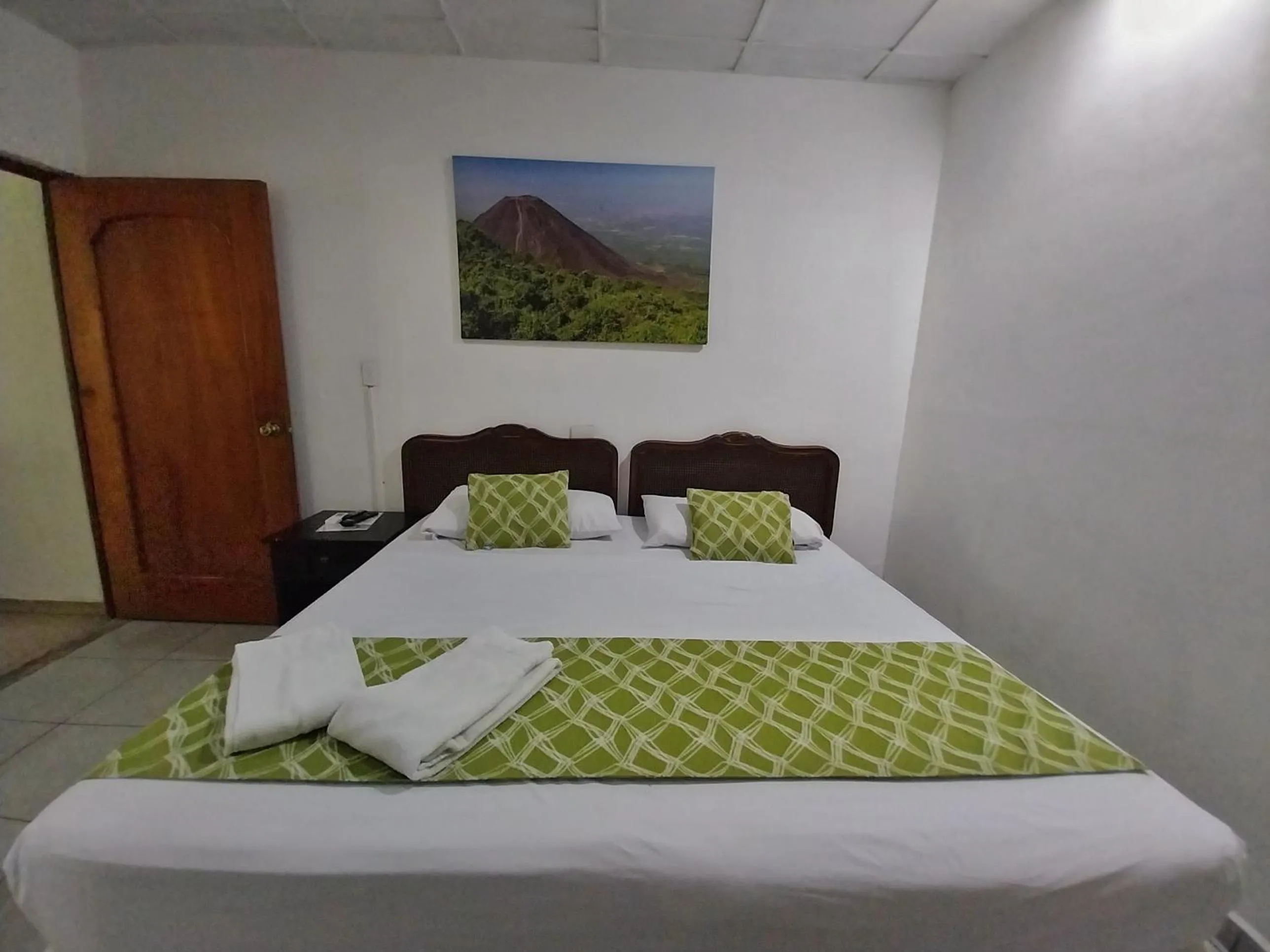 Bed in Suites & Apartments San Benito - Zona Rosa