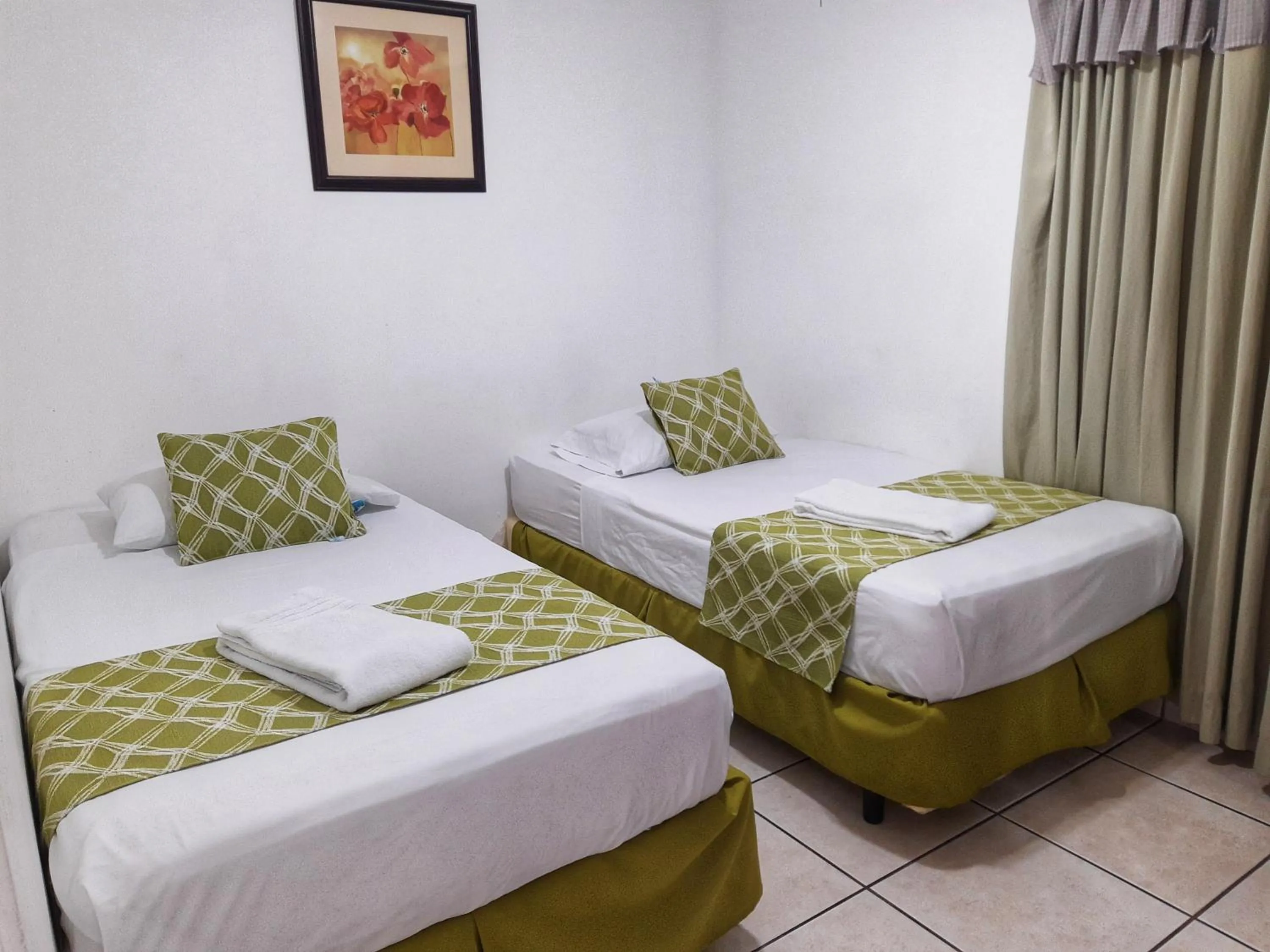 Bed in Suites & Apartments San Benito - Zona Rosa