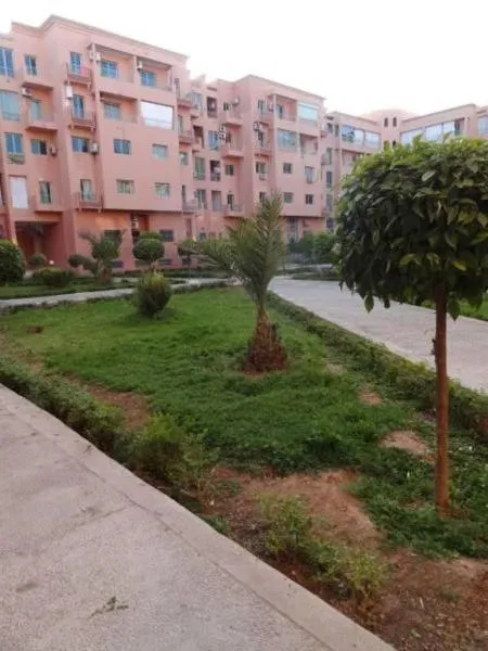 Property building in Manis Apartment Set in a Hotel Area